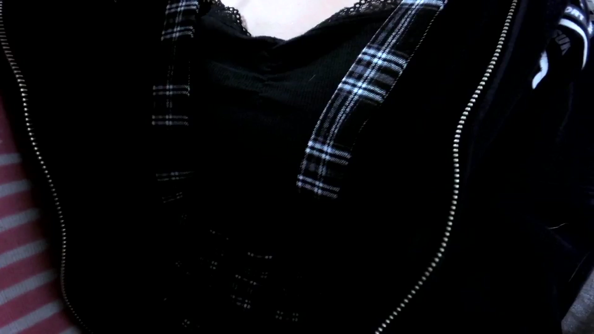 Gallery image thumbnail from Bambidoll00's myfreecams stream on, 05/15/2025, 06:12 image 4 of 20