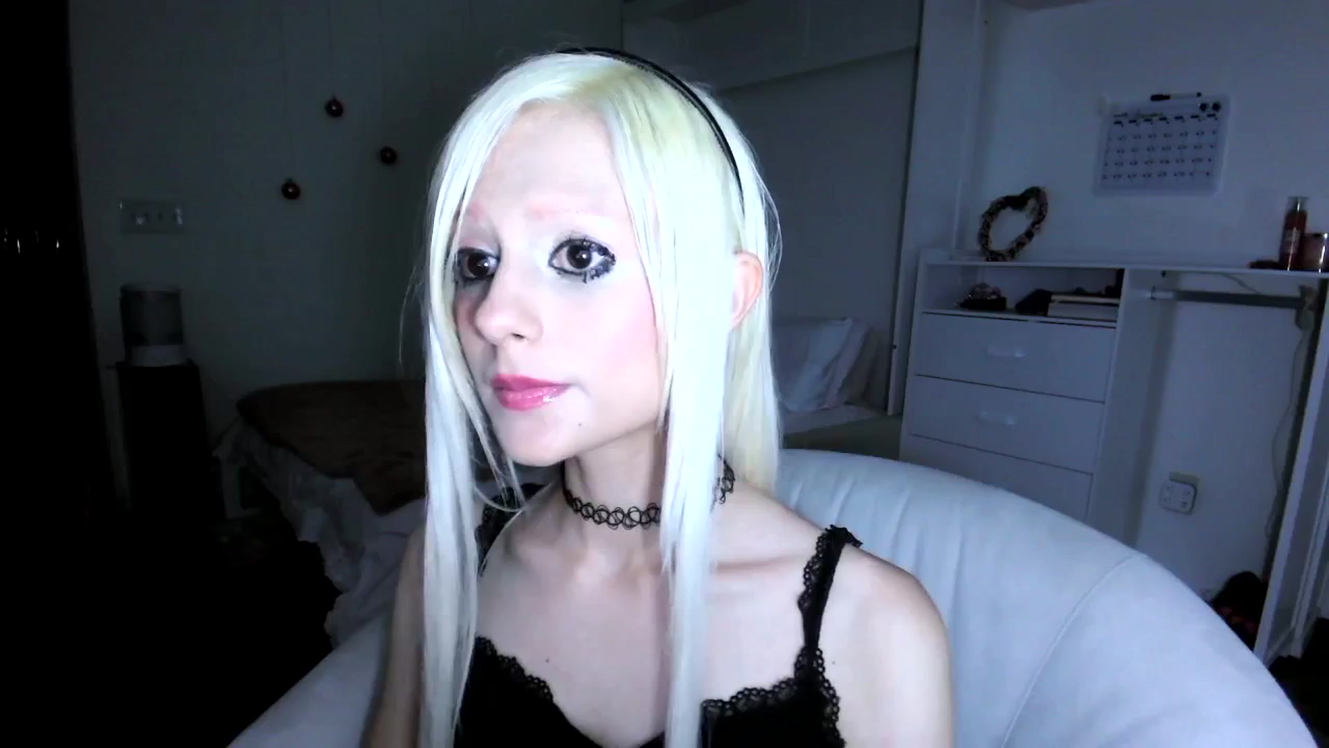 Gallery image thumbnail from Bambidoll00's myfreecams stream on, 05/15/2025, 07:43 image 2 of 20