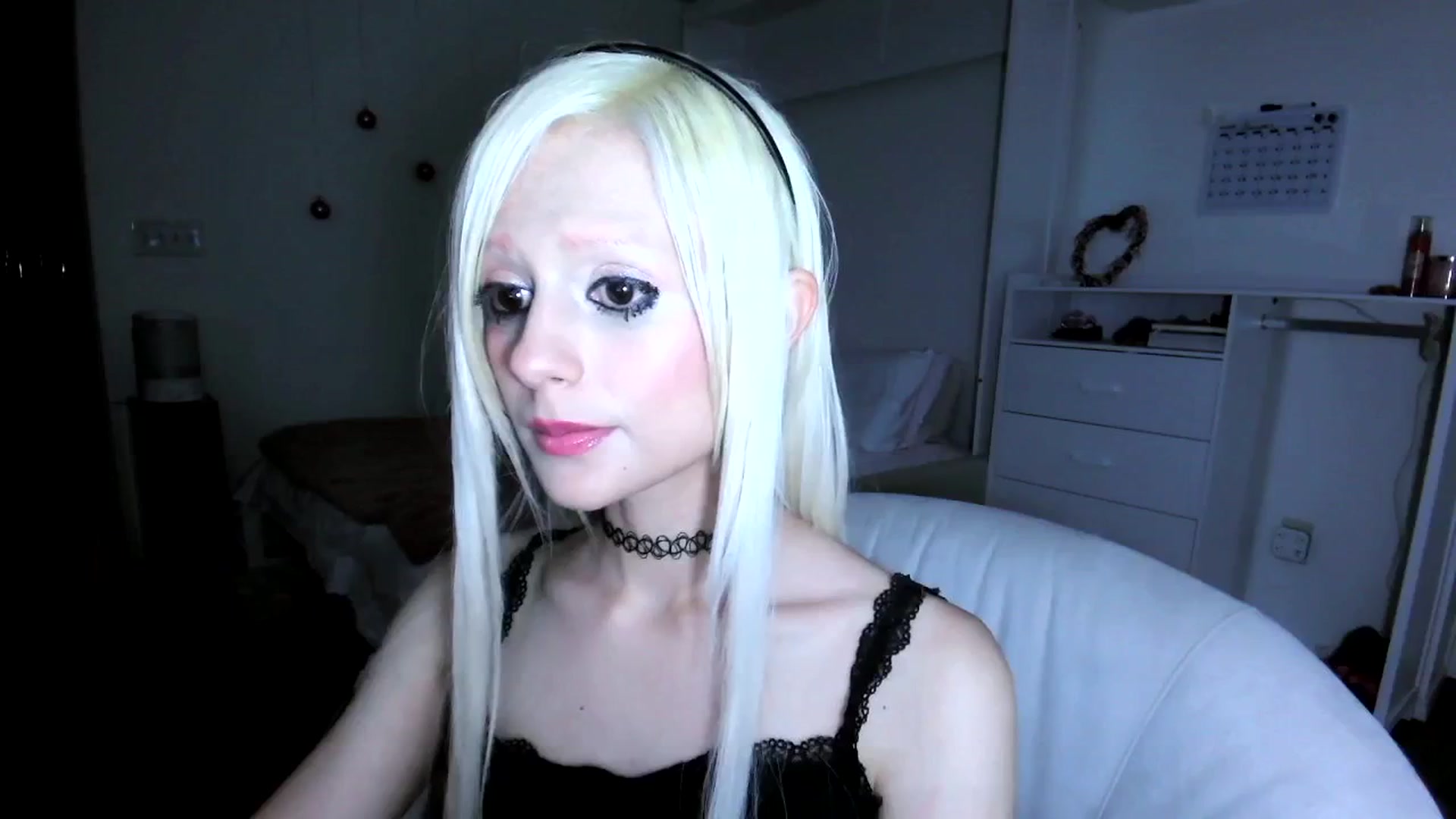 Gallery image thumbnail from Bambidoll00's myfreecams stream on, 05/15/2025, 07:43 image 1 of 20