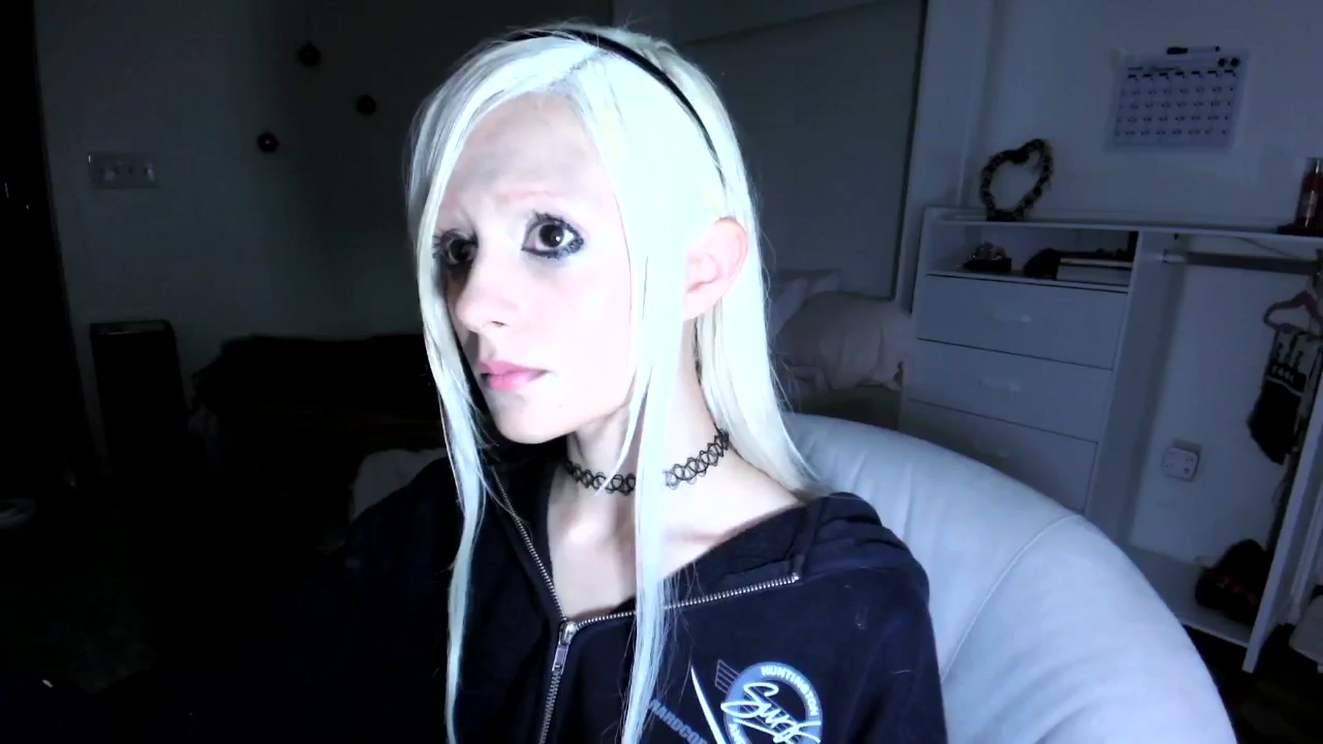 Gallery image thumbnail from Bambidoll00's myfreecams stream on, 05/18/2025, 06:31 image 1 of 20