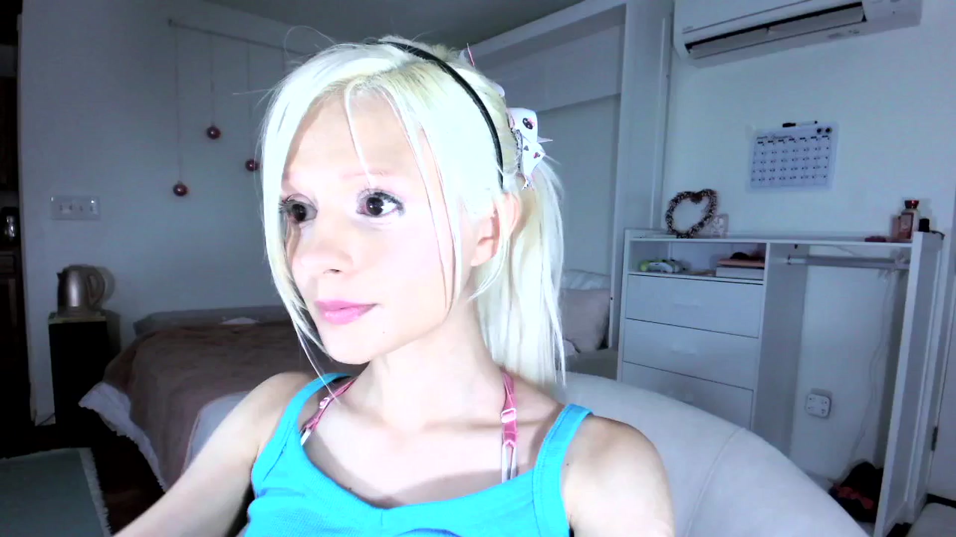 Gallery image thumbnail from Bambidoll00's myfreecams stream on, 06/29/2025, 07:33 image 15 of 20