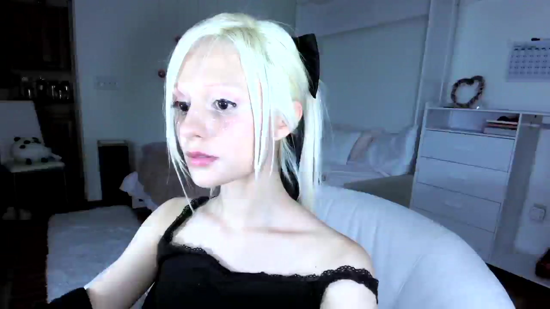 Gallery image thumbnail from Bambidoll00's myfreecams stream on, 07/09/2025, 07:41 image 15 of 20