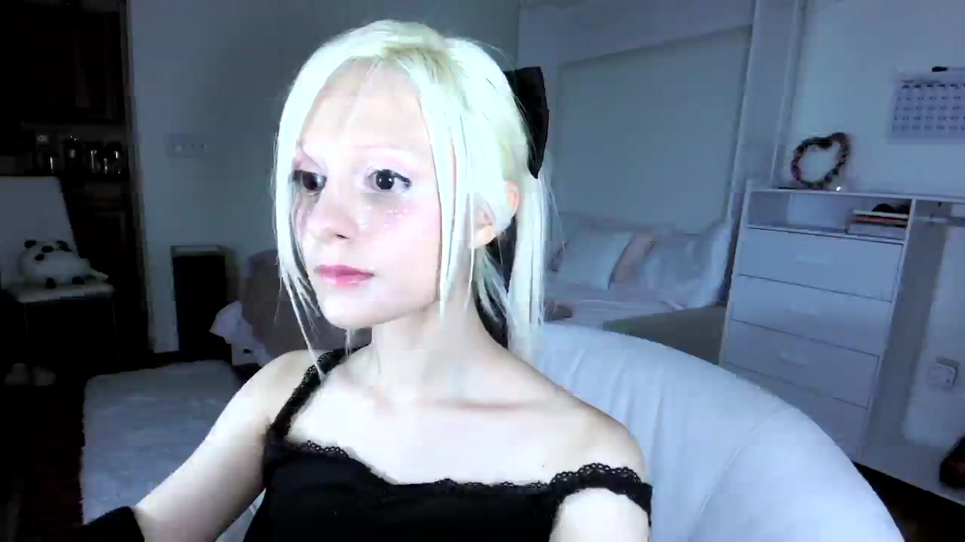 Gallery image thumbnail from Bambidoll00's myfreecams stream on, 07/09/2025, 07:41 image 16 of 20