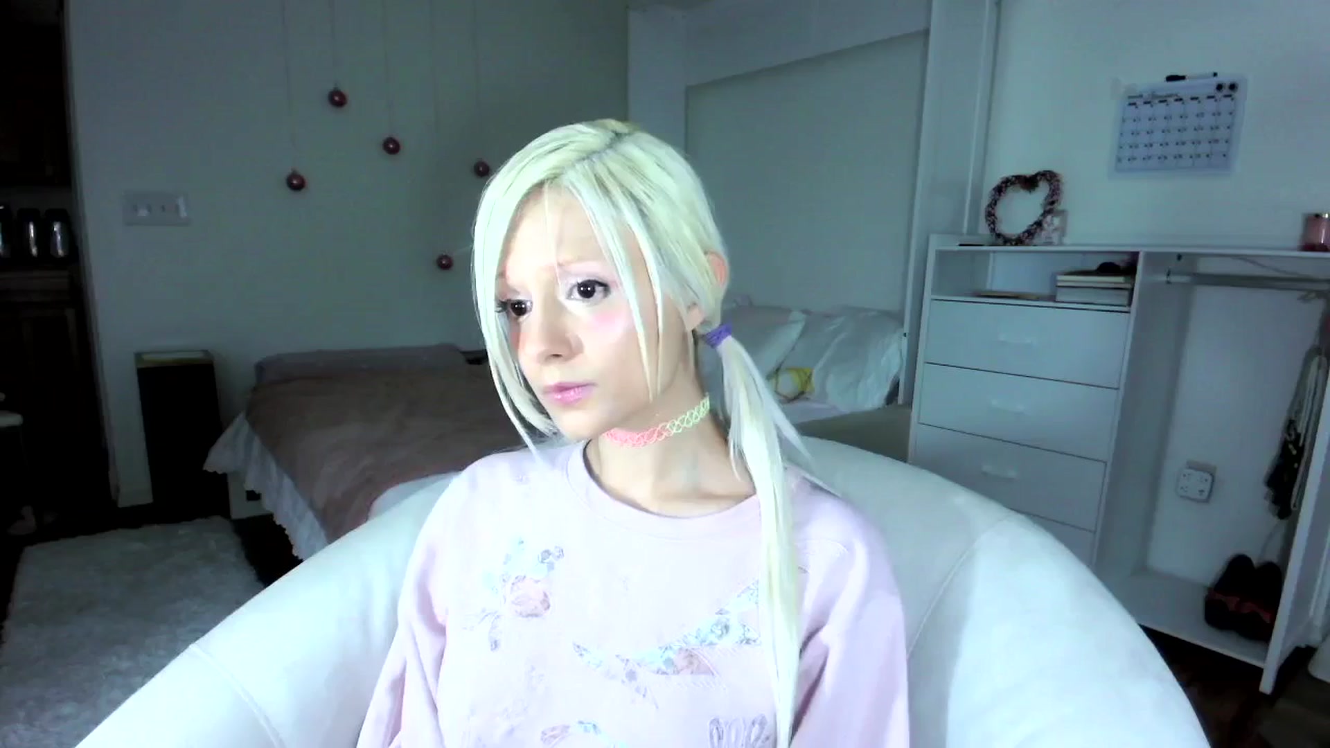 Gallery image thumbnail from Bambidoll00's myfreecams stream on, 07/15/2025, 06:21 image 10 of 20