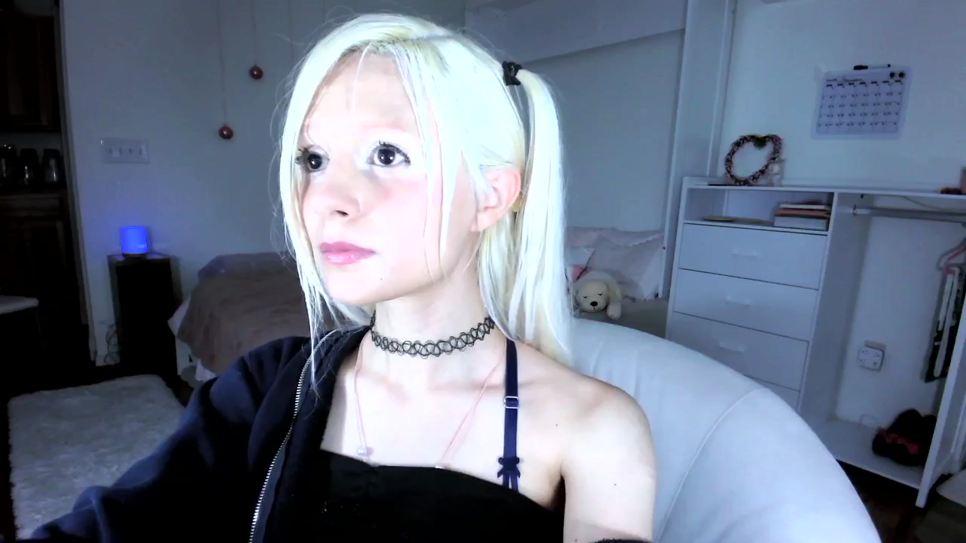 Gallery image thumbnail from Bambidoll00's myfreecams stream on, 07/30/2025, 07:16 image 15 of 20
