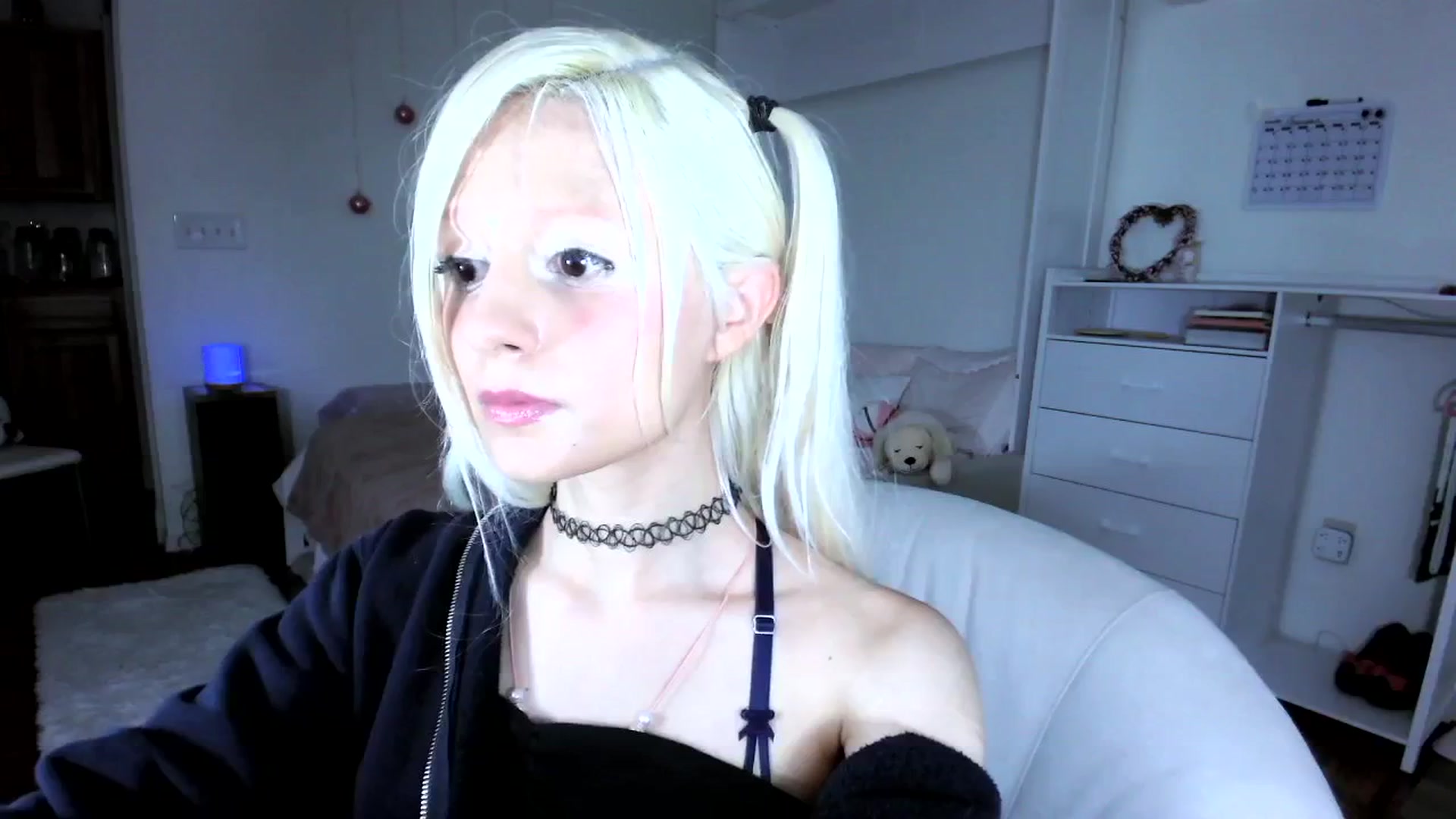 Gallery image thumbnail from Bambidoll00's myfreecams stream on, 07/30/2025, 07:16 image 17 of 20