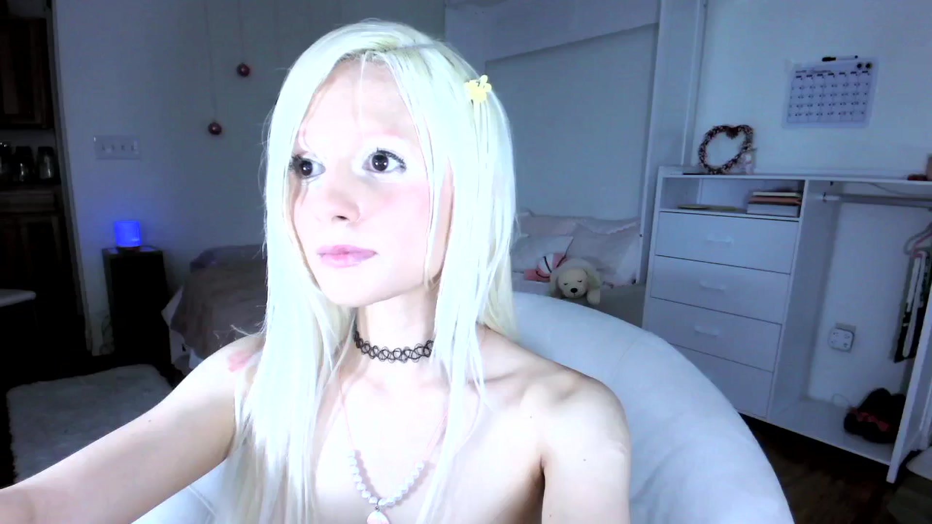 Gallery image thumbnail from Bambidoll00's myfreecams stream on, 07/30/2025, 08:29 image 10 of 20