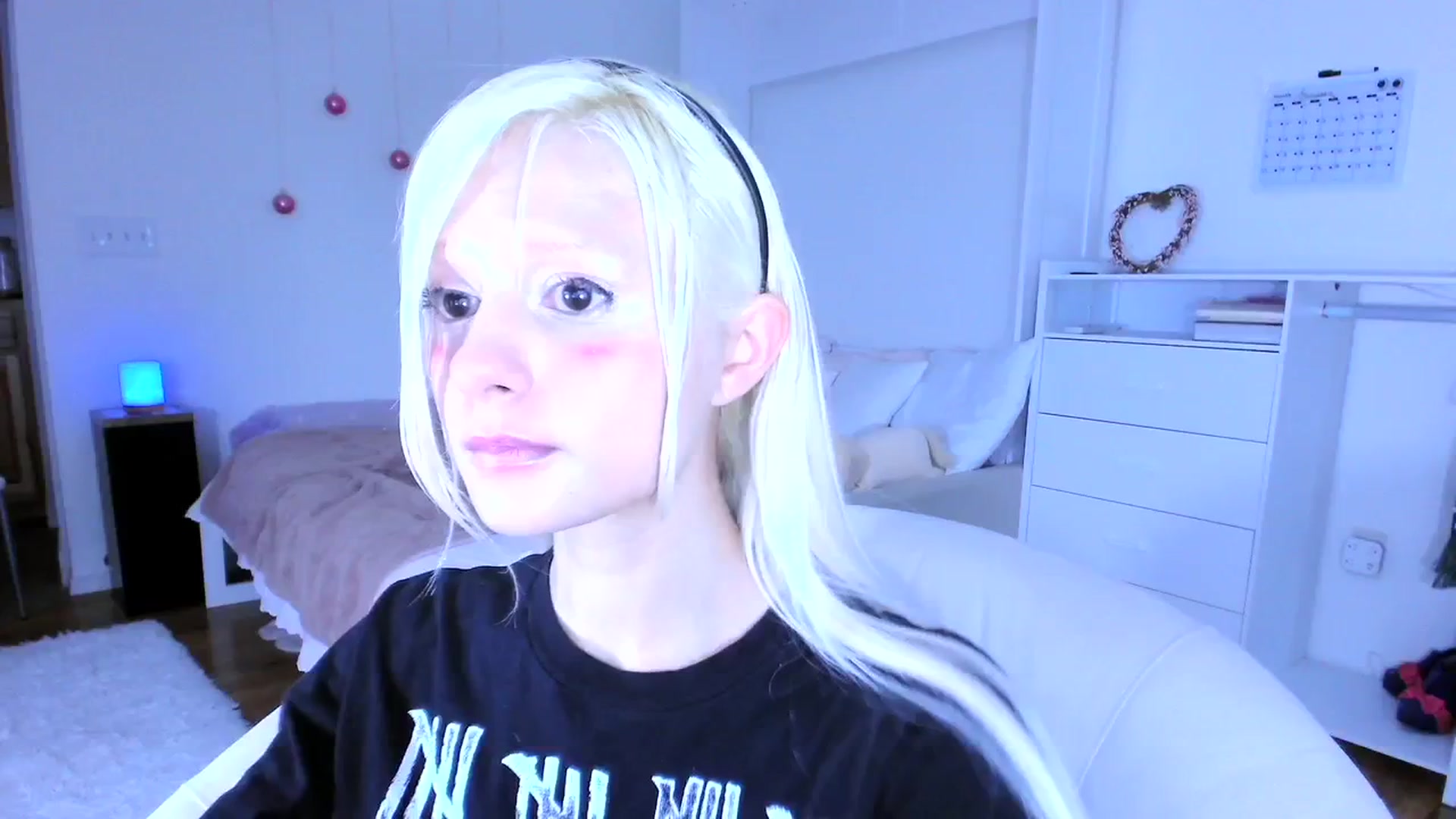 Gallery image thumbnail from Bambidoll00's myfreecams stream on, 08/06/2025, 08:43 image 6 of 20
