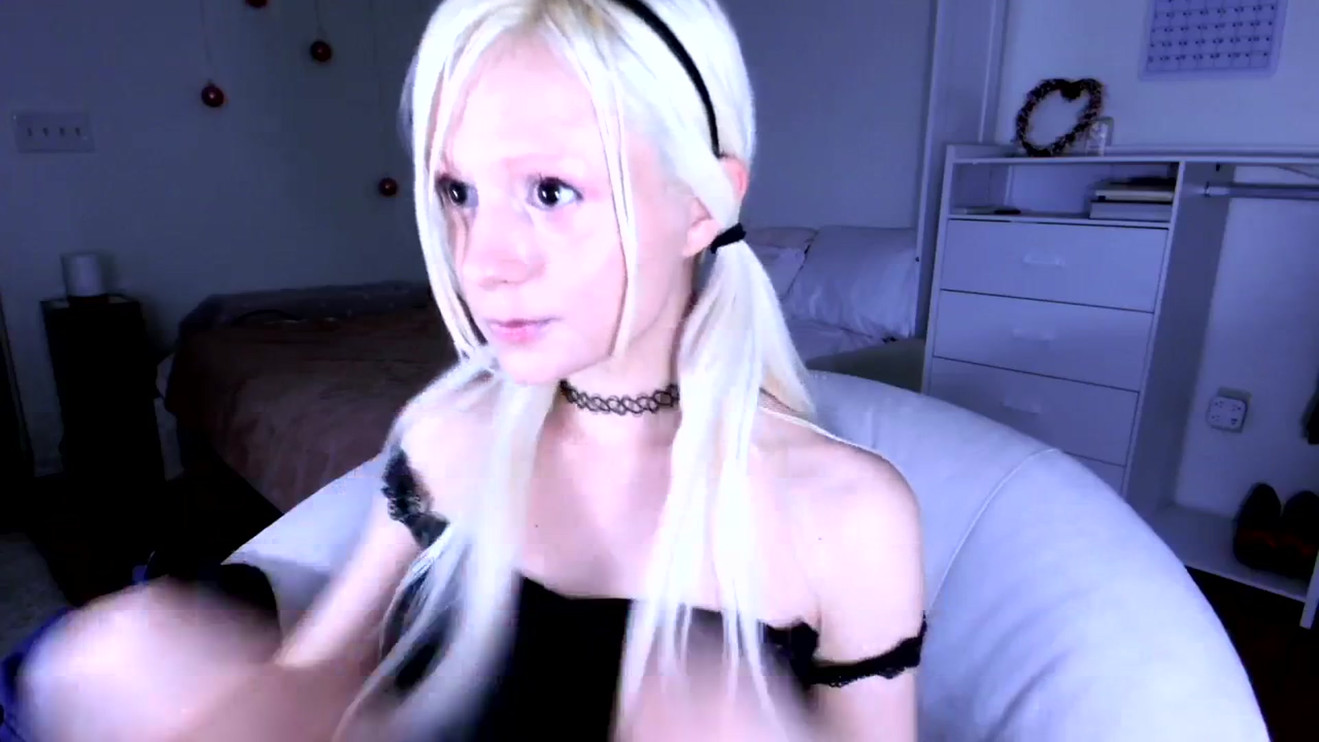 Gallery image thumbnail from Bambidoll00's myfreecams stream on, 08/20/2025, 05:53 image 5 of 20