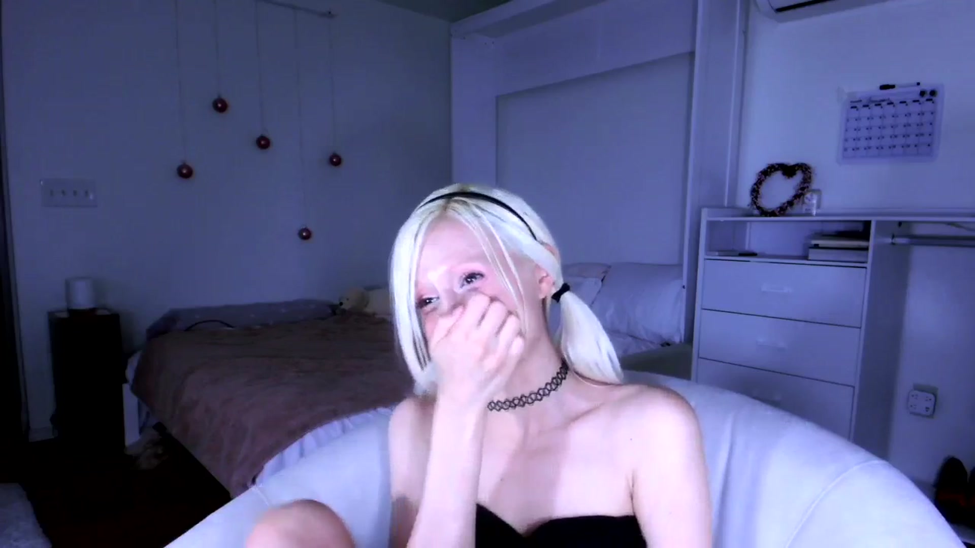 Gallery image thumbnail from Bambidoll00's myfreecams stream on, 08/20/2025, 06:37 image 19 of 20