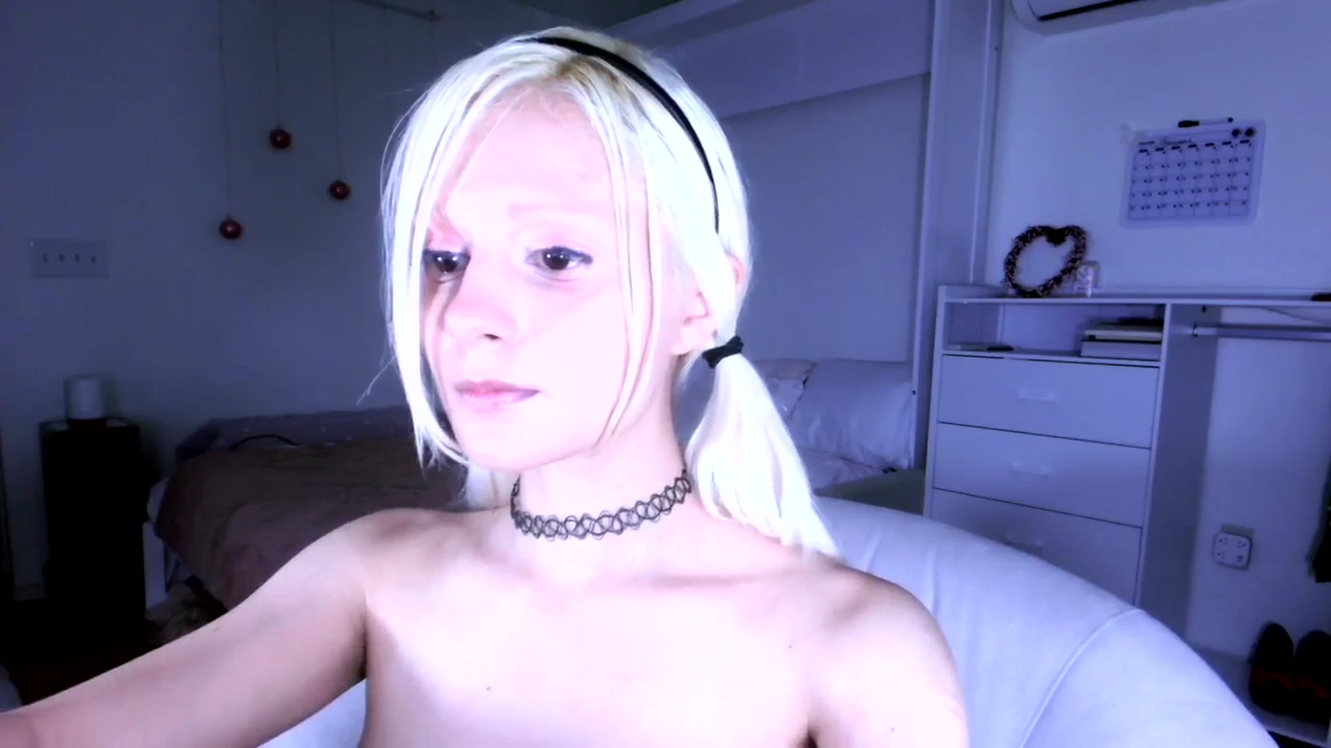 Gallery image thumbnail from Bambidoll00's myfreecams stream on, 08/20/2025, 06:37 image 15 of 20