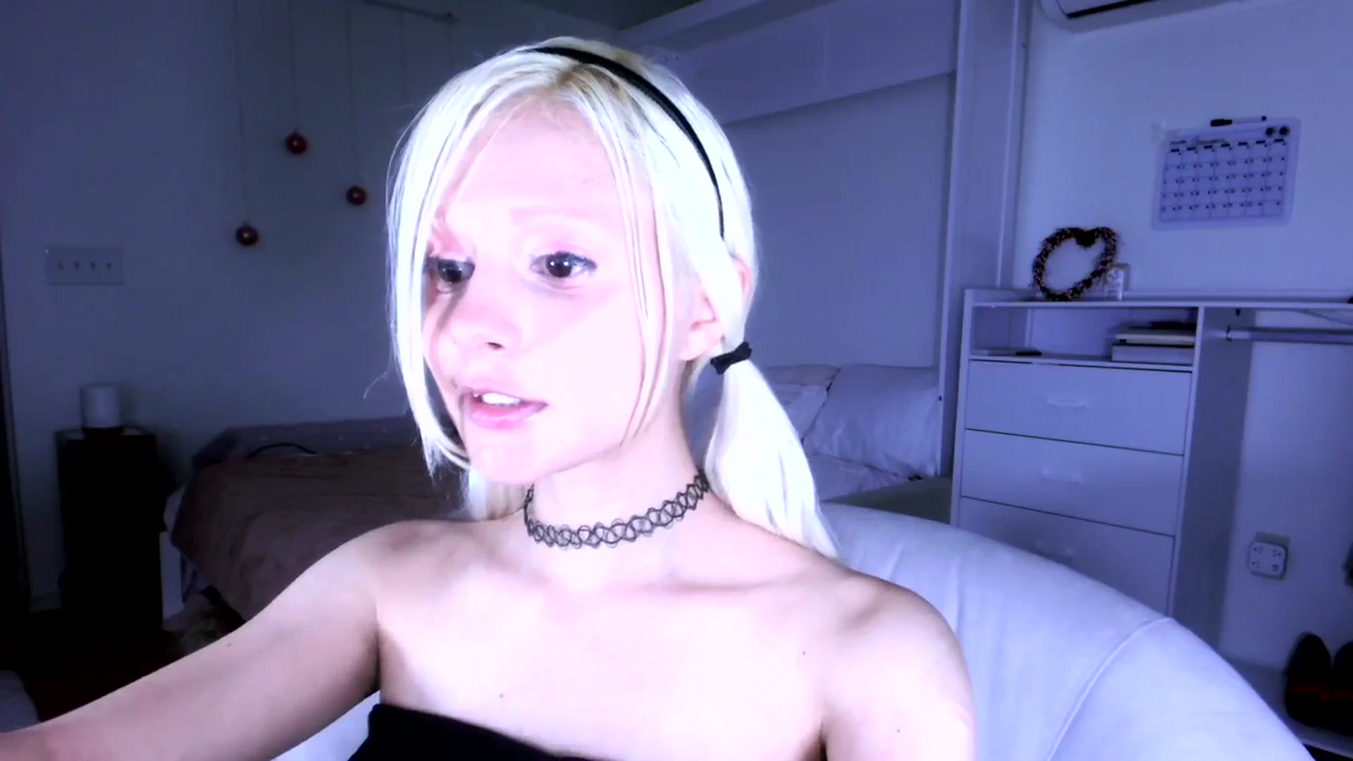Gallery image thumbnail from Bambidoll00's myfreecams stream on, 08/20/2025, 06:37 image 17 of 20