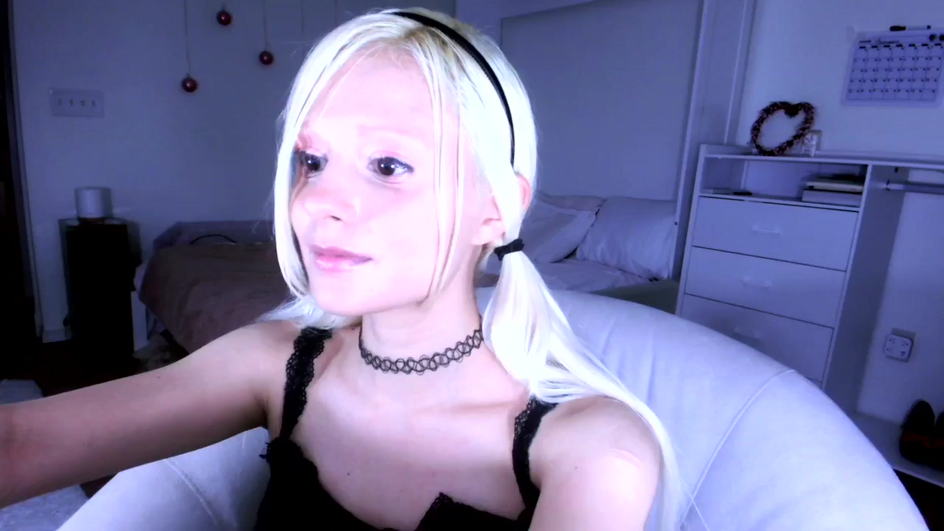 Gallery image thumbnail from Bambidoll00's myfreecams stream on, 08/20/2025, 06:37 image 5 of 20