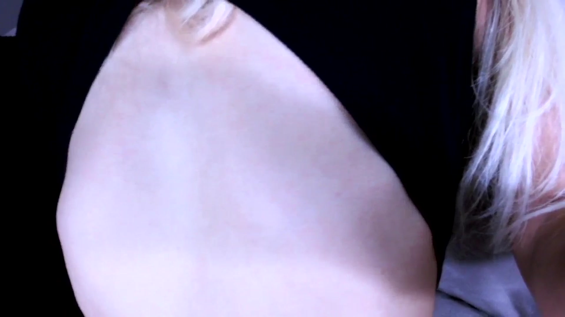 Gallery image thumbnail from Bambidoll00's myfreecams stream on, 08/20/2025, 06:37 image 13 of 20