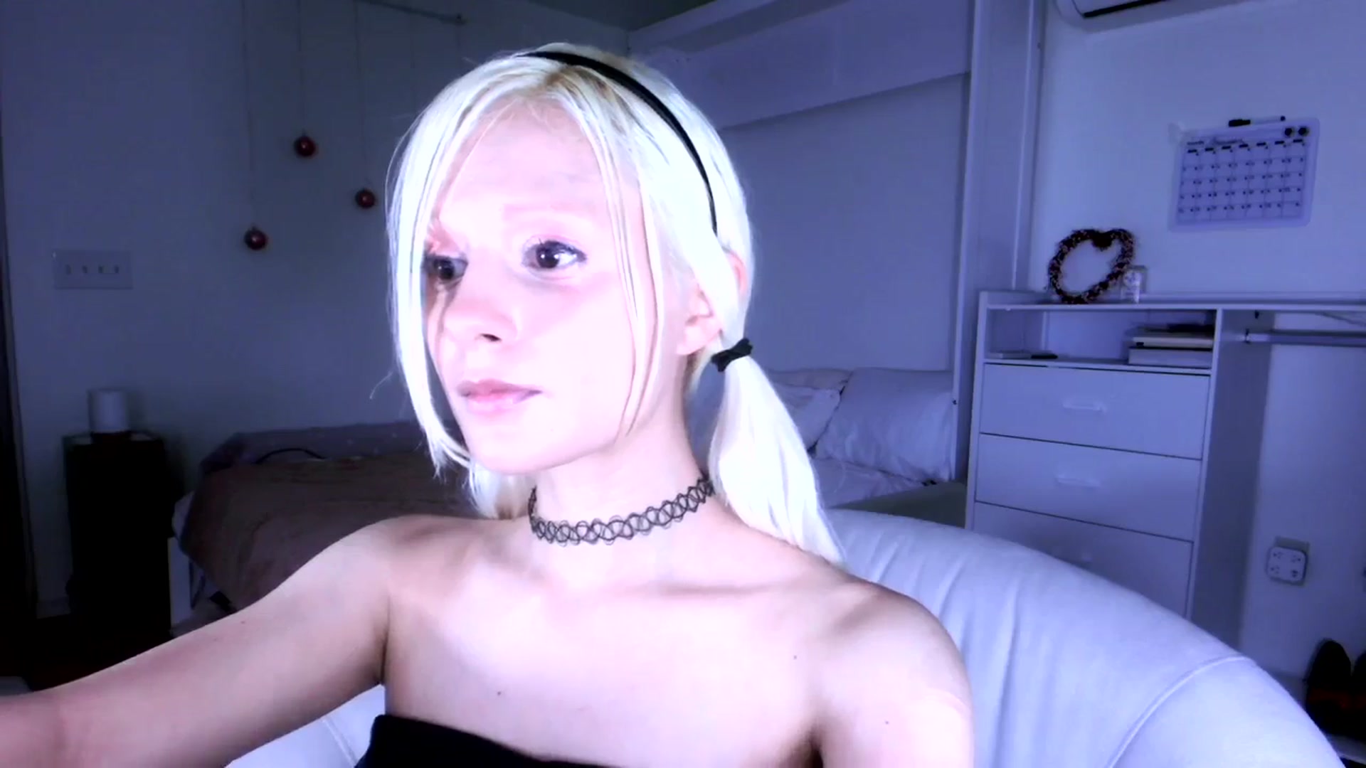 Gallery image thumbnail from Bambidoll00's myfreecams stream on, 08/20/2025, 06:37 image 18 of 20