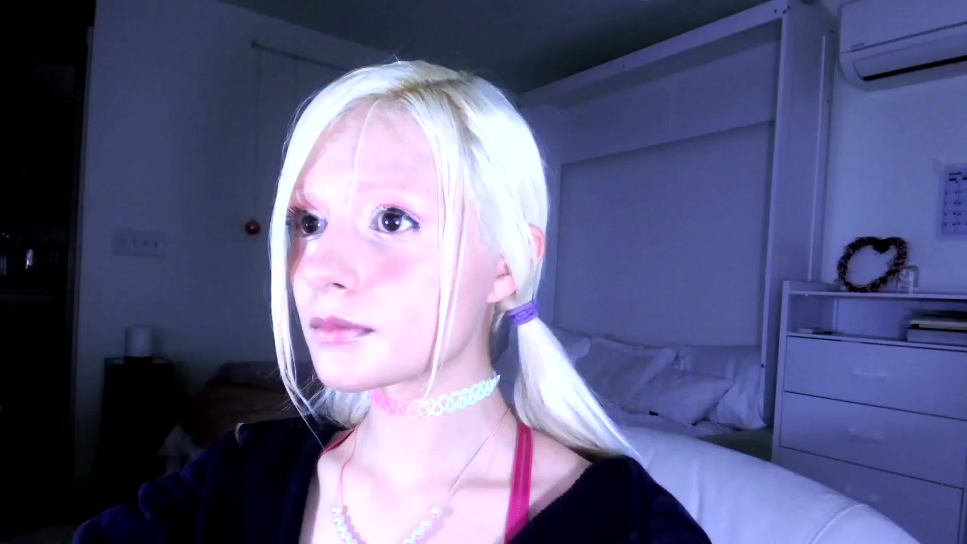 Gallery image thumbnail from Bambidoll00's myfreecams stream on, 08/21/2025, 06:08 image 2 of 20