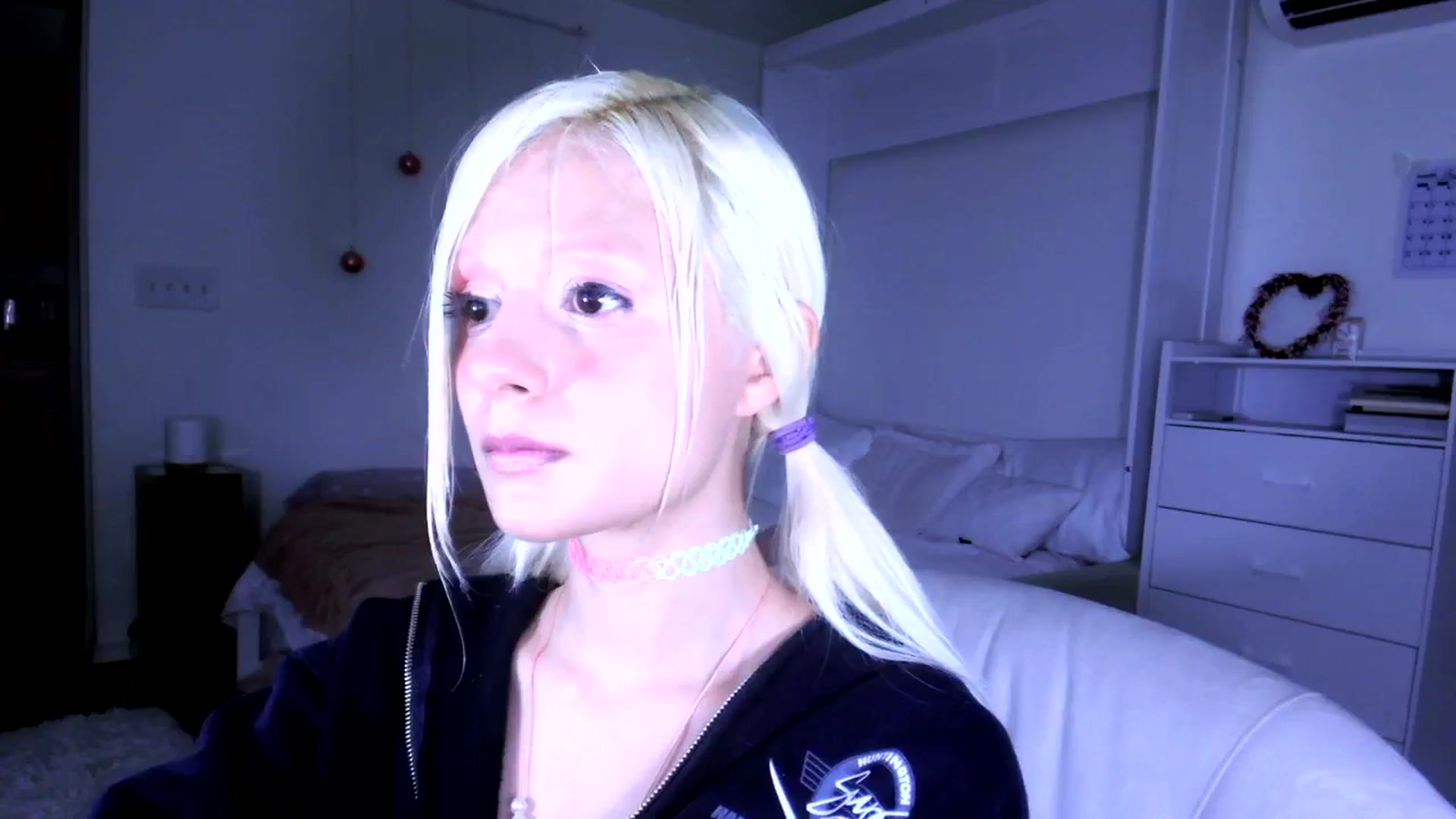 Gallery image thumbnail from Bambidoll00's myfreecams stream on, 08/21/2025, 07:20 image 4 of 20