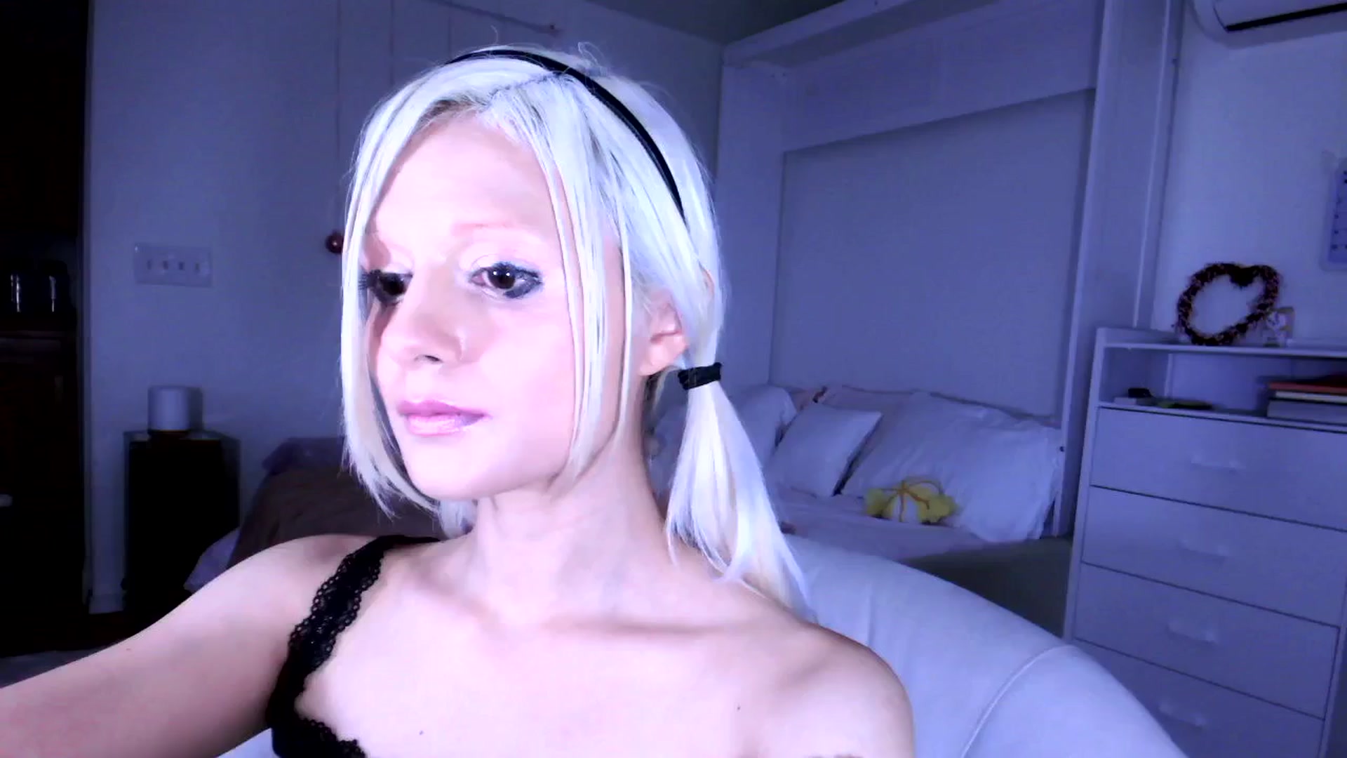 Gallery image thumbnail from Bambidoll00's myfreecams stream on, 09/01/2025, 08:03 image 2 of 20