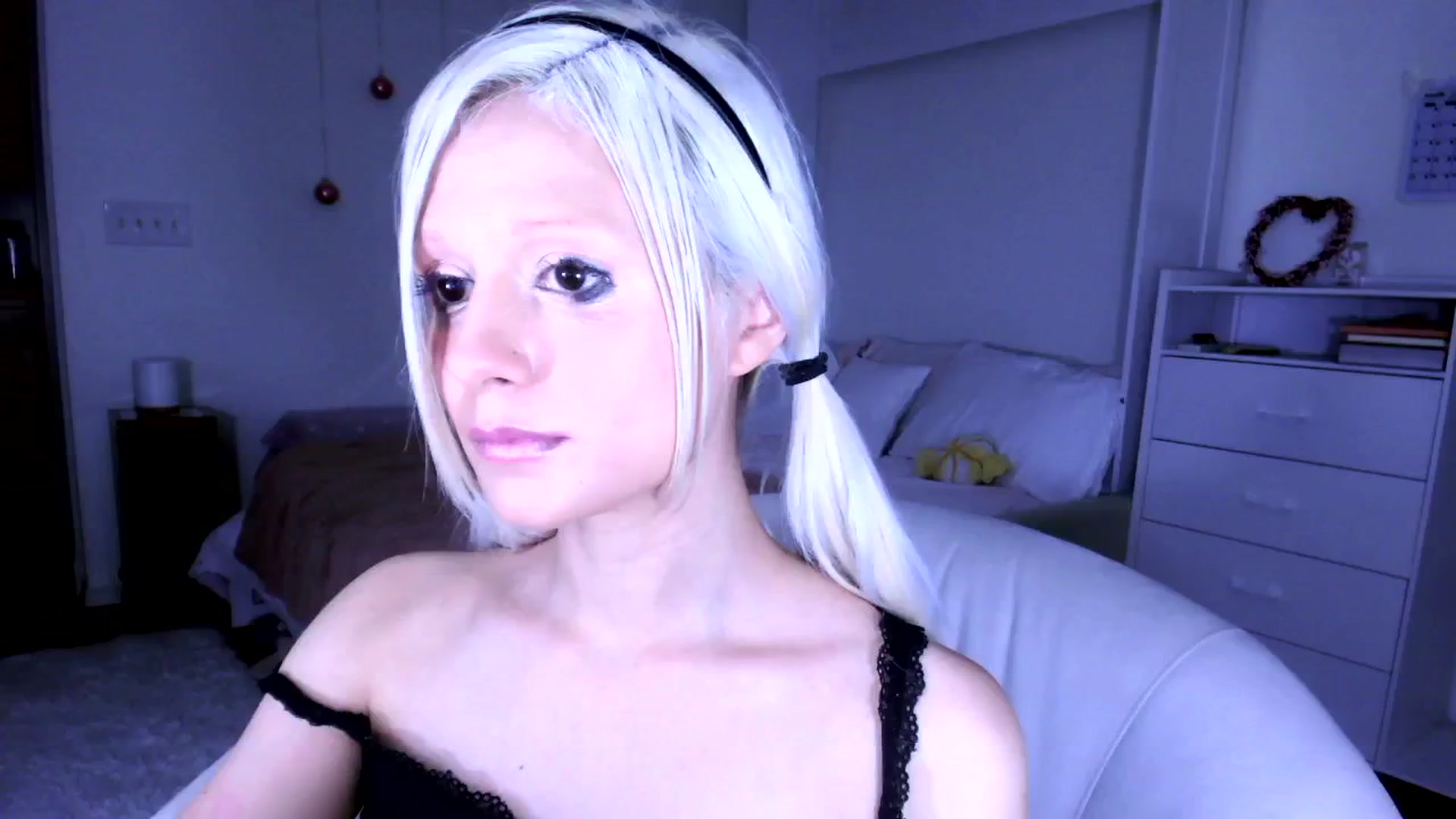 Gallery image thumbnail from Bambidoll00's myfreecams stream on, 09/01/2025, 09:33 image 1 of 20