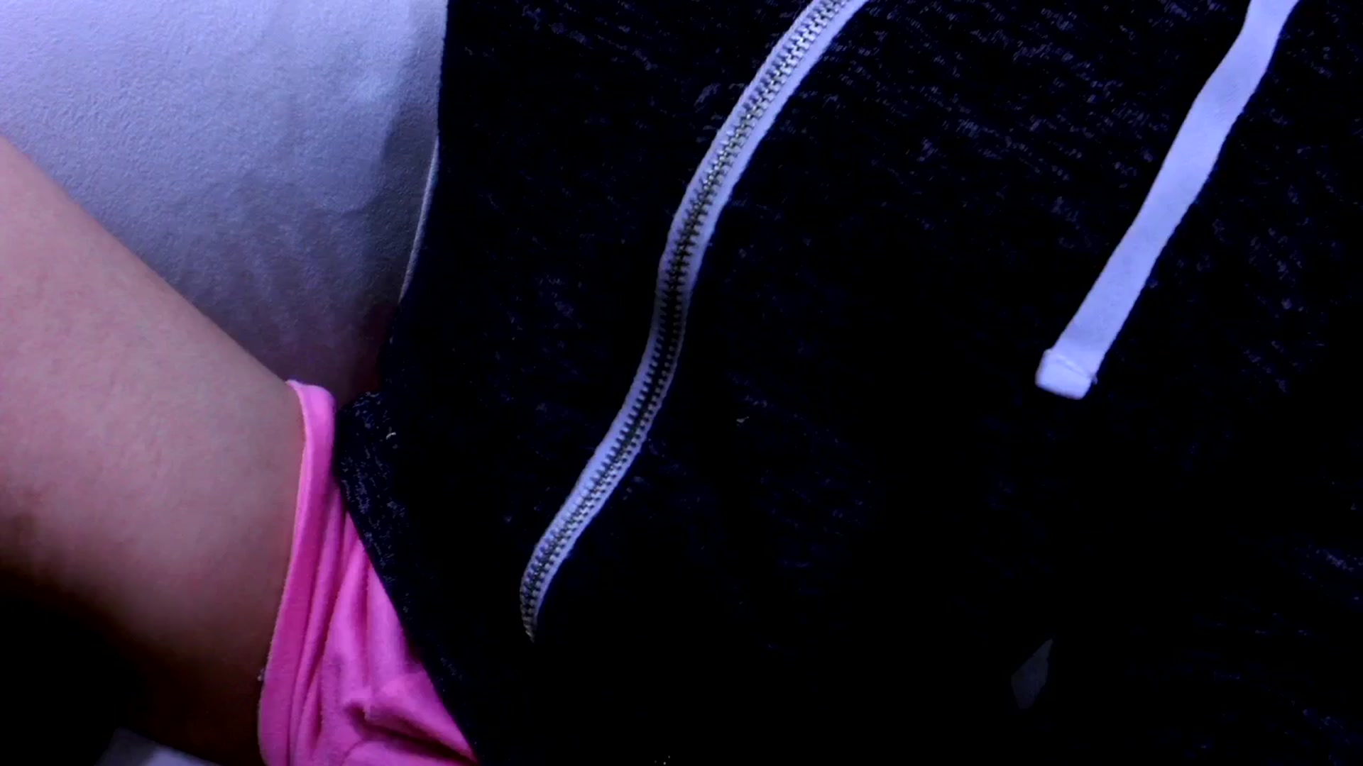 Gallery image thumbnail from Bambidoll00's myfreecams stream on, 09/02/2025, 06:37 image 7 of 20