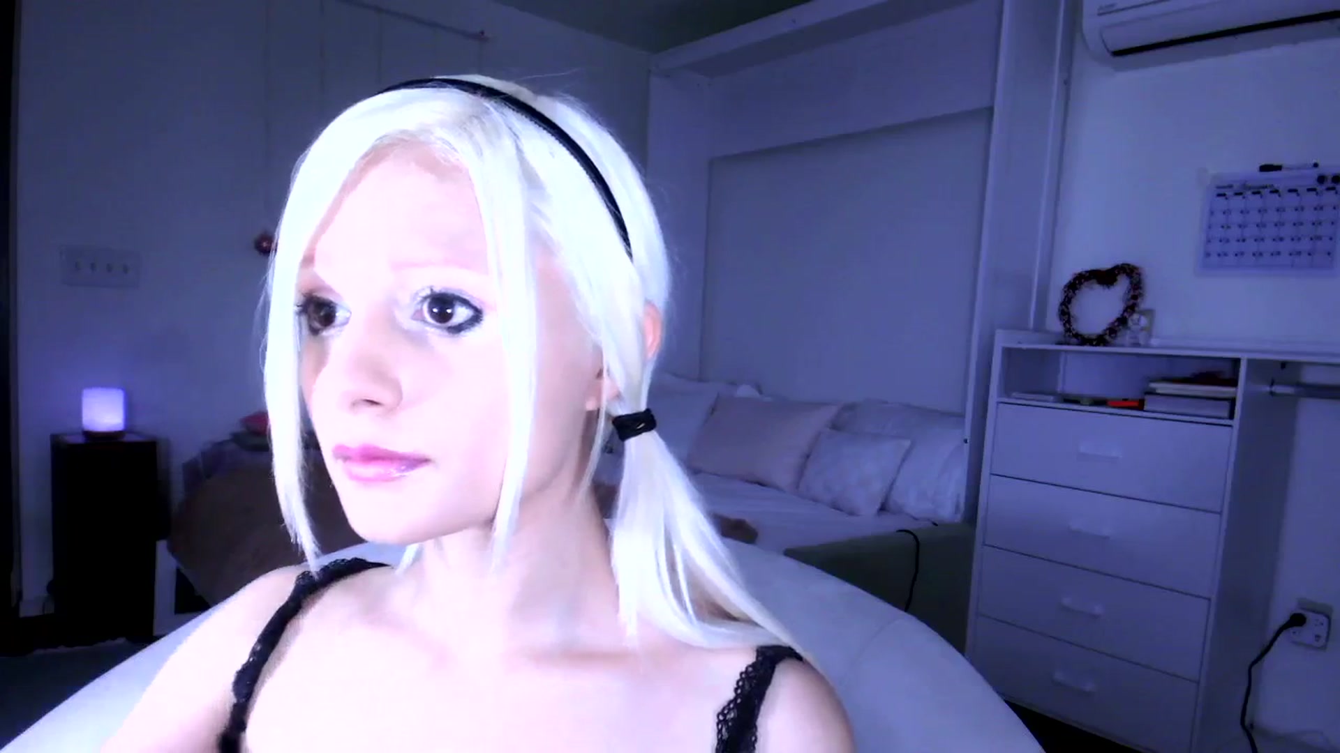 Gallery image thumbnail from Bambidoll00's myfreecams stream on, 09/17/2025, 07:37 image 3 of 20