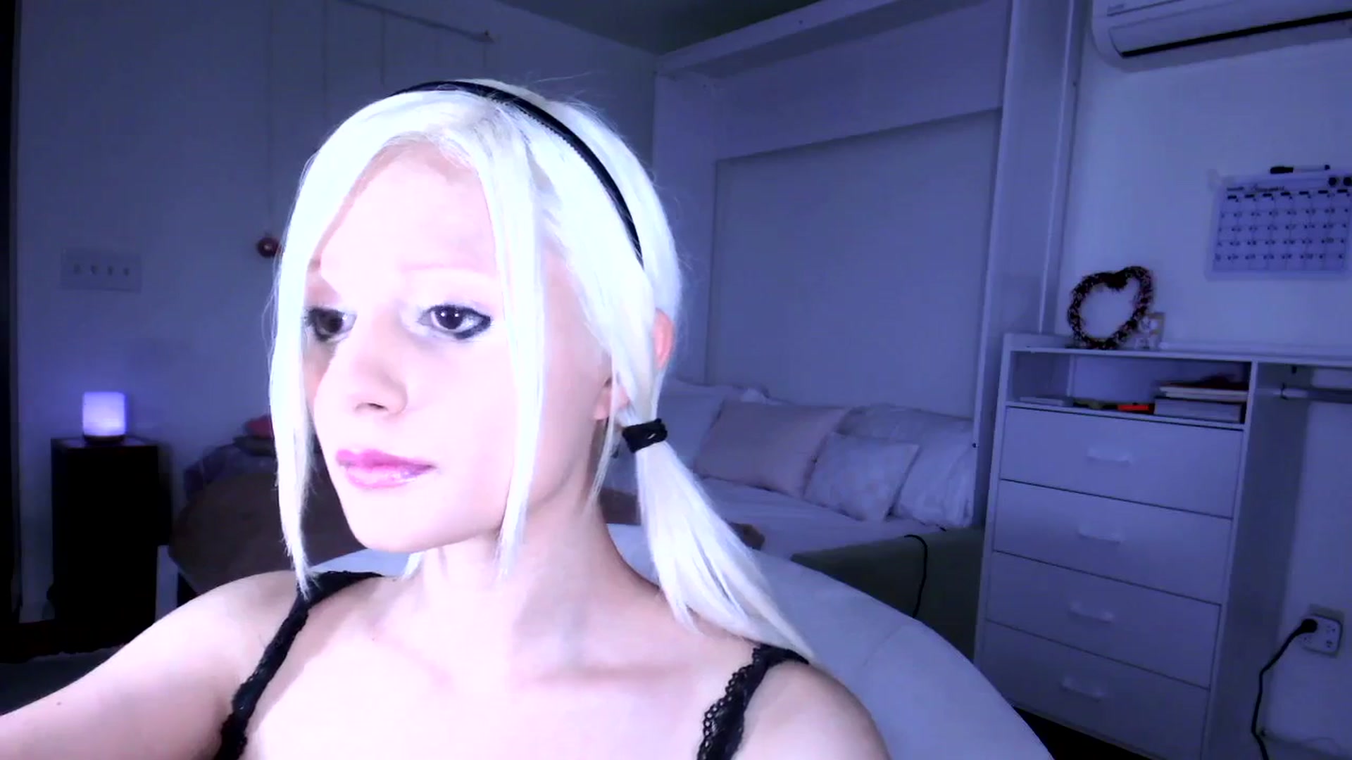 Gallery image thumbnail from Bambidoll00's myfreecams stream on, 09/17/2025, 07:37 image 2 of 20
