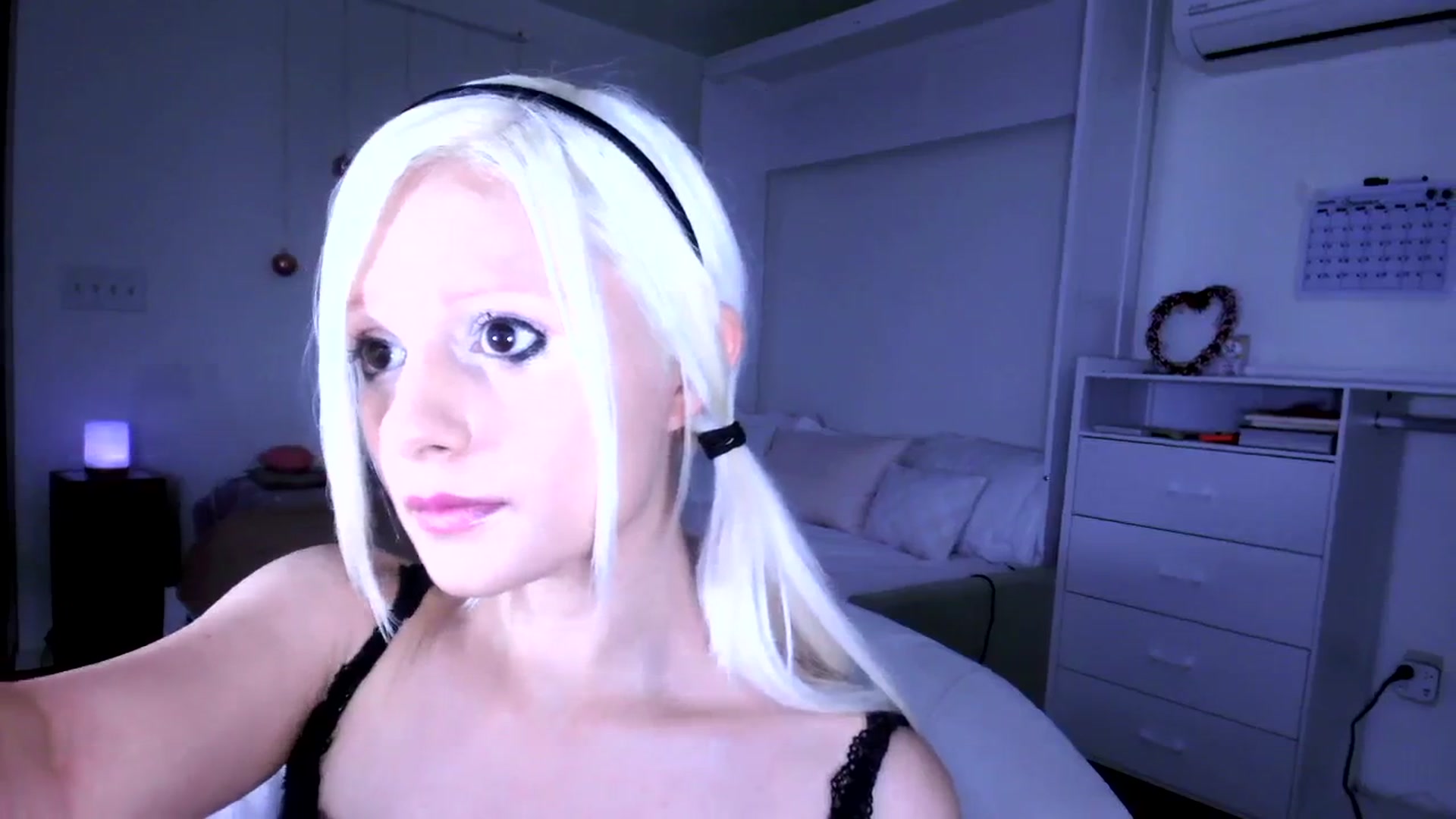 Gallery image thumbnail from Bambidoll00's myfreecams stream on, 09/17/2025, 07:37 image 5 of 20
