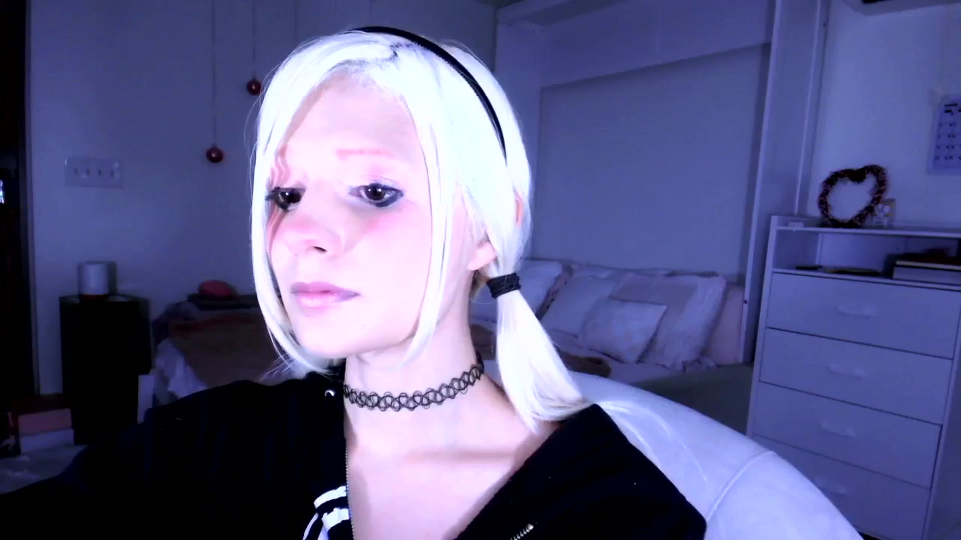 Gallery image thumbnail from Bambidoll00's myfreecams stream on, 09/29/2025, 06:37 image 4 of 20