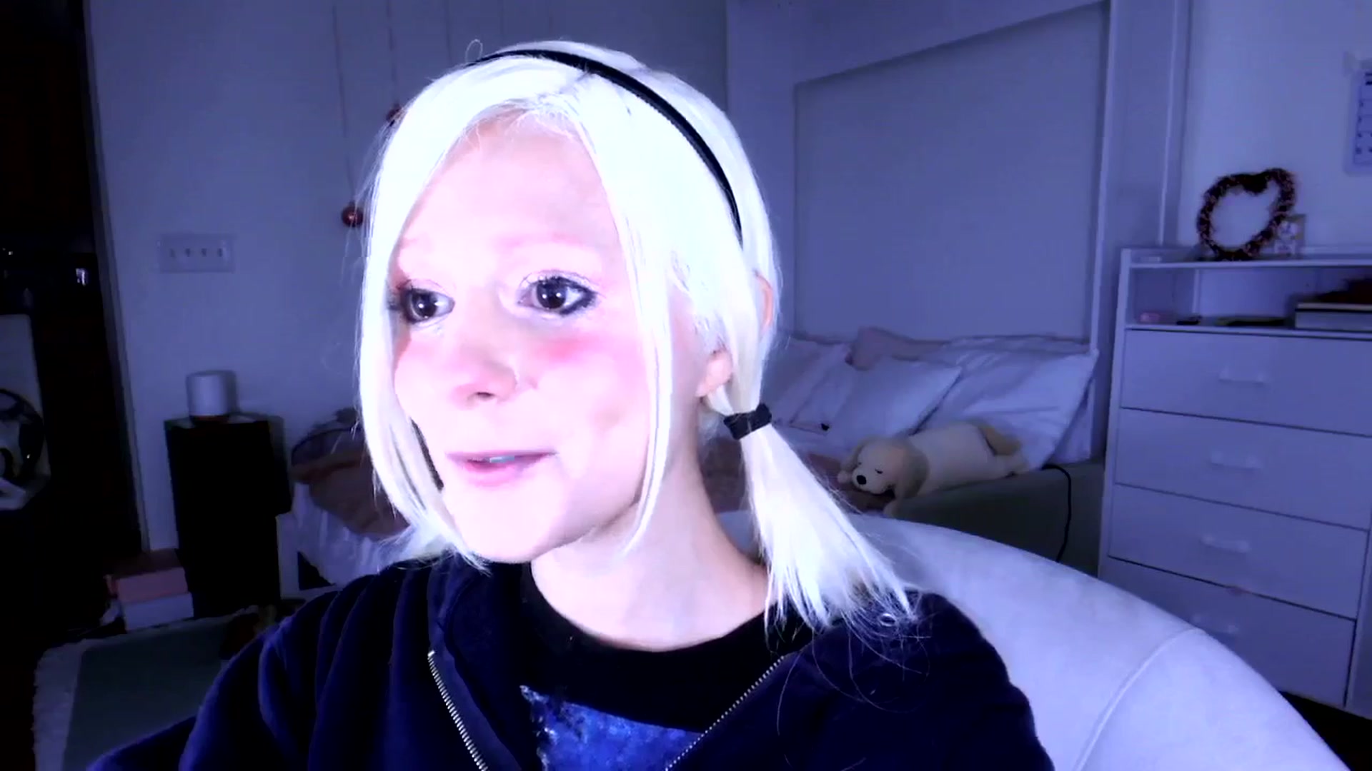 Gallery image thumbnail from Bambidoll00's myfreecams stream on, 10/06/2025, 07:35 image 15 of 20