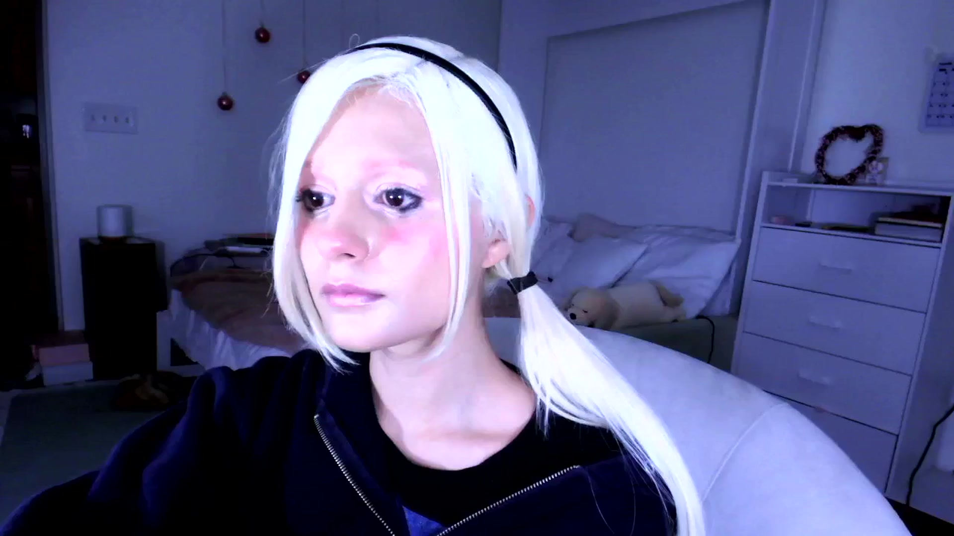 Gallery image thumbnail from Bambidoll00's myfreecams stream on, 10/06/2025, 09:10 image 8 of 20