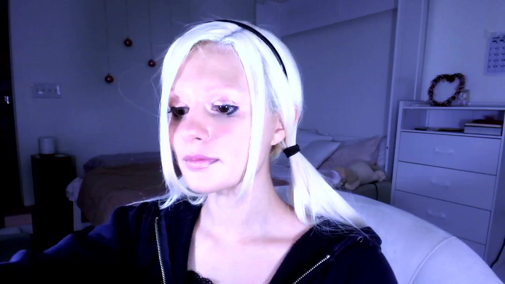 Gallery image thumbnail from Bambidoll00's myfreecams stream on, 10/09/2025, 09:39 image 11 of 20