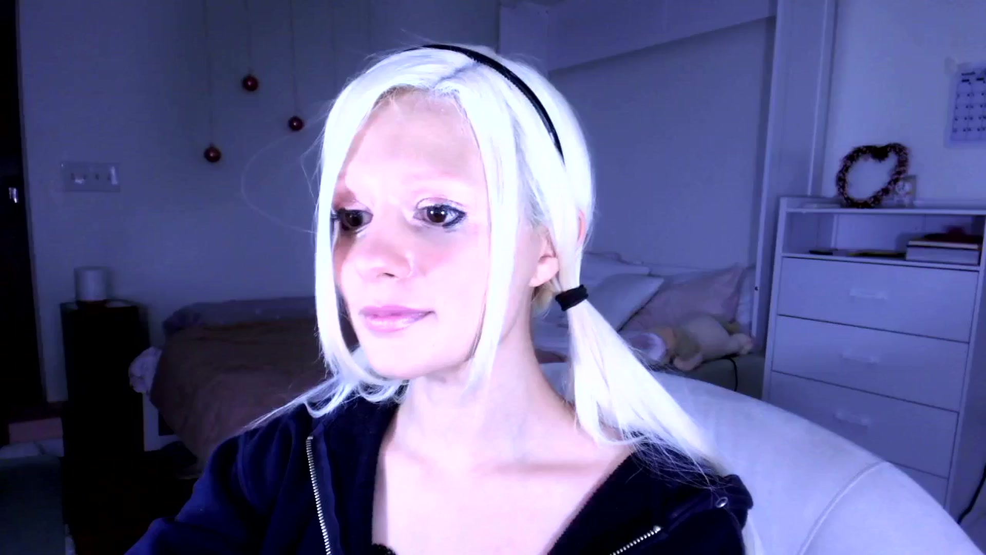 Gallery image thumbnail from Bambidoll00's myfreecams stream on, 10/09/2025, 09:39 image 12 of 20