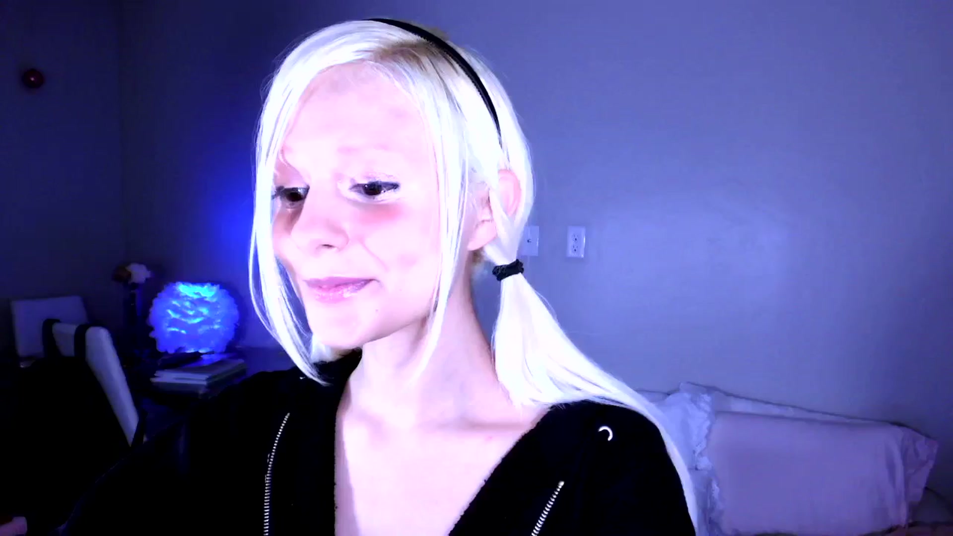 Gallery image thumbnail from Bambidoll00's myfreecams stream on, 11/12/2025, 07:37 image 17 of 20