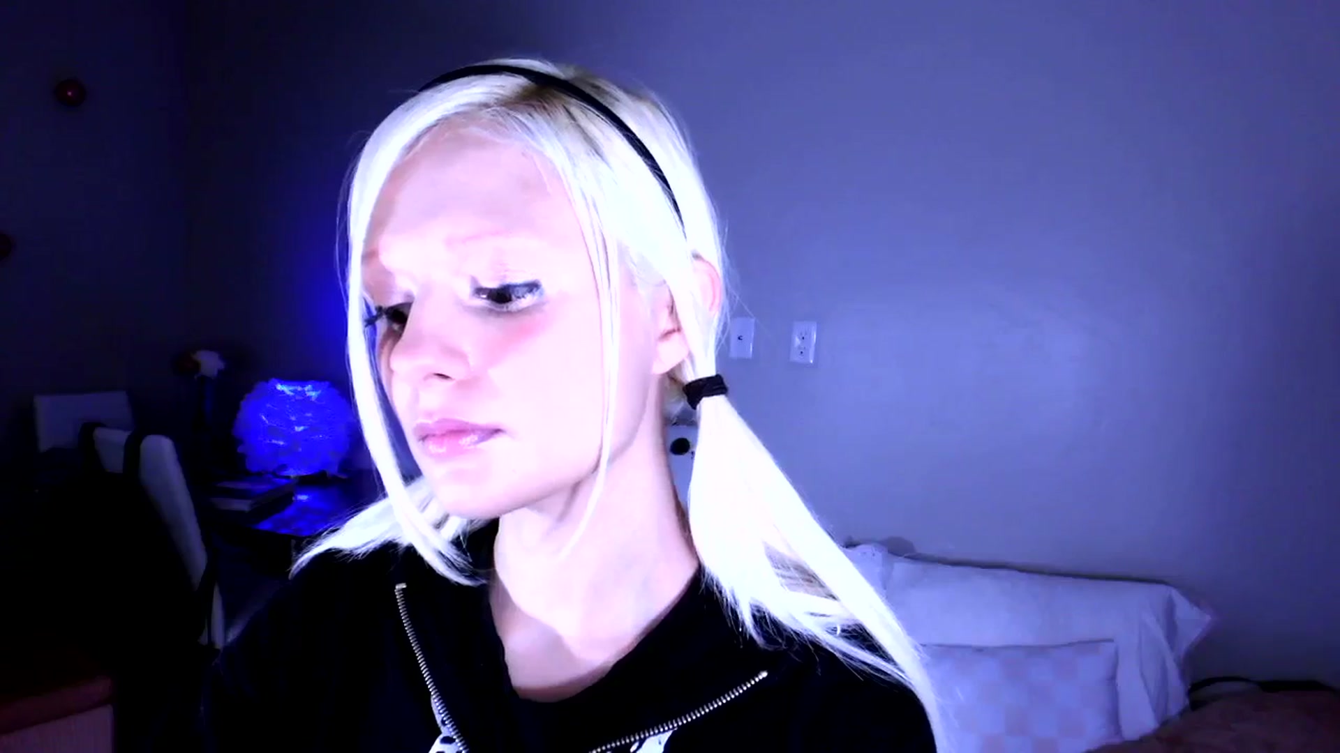 Gallery image thumbnail from Bambidoll00's myfreecams stream on, 11/14/2025, 02:11 image 14 of 20