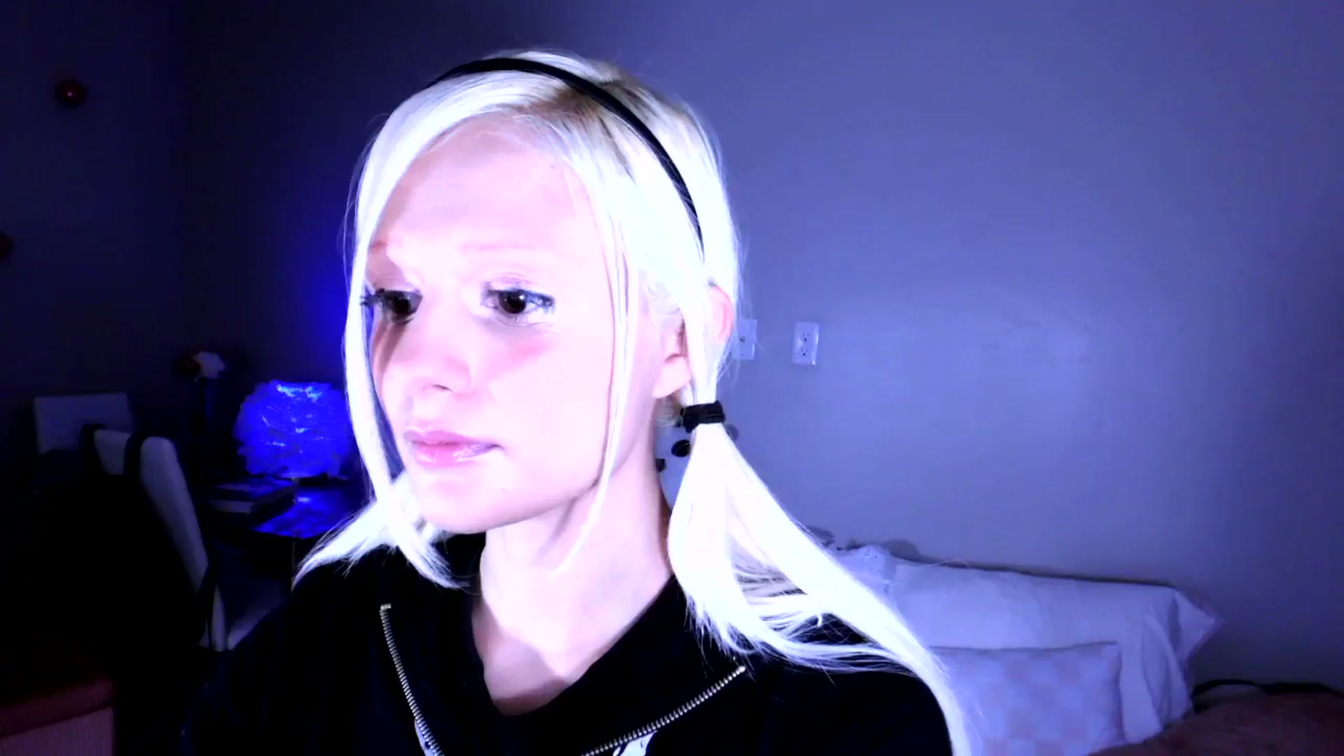 Gallery image thumbnail from Bambidoll00's myfreecams stream on, 11/14/2025, 02:11 image 11 of 20