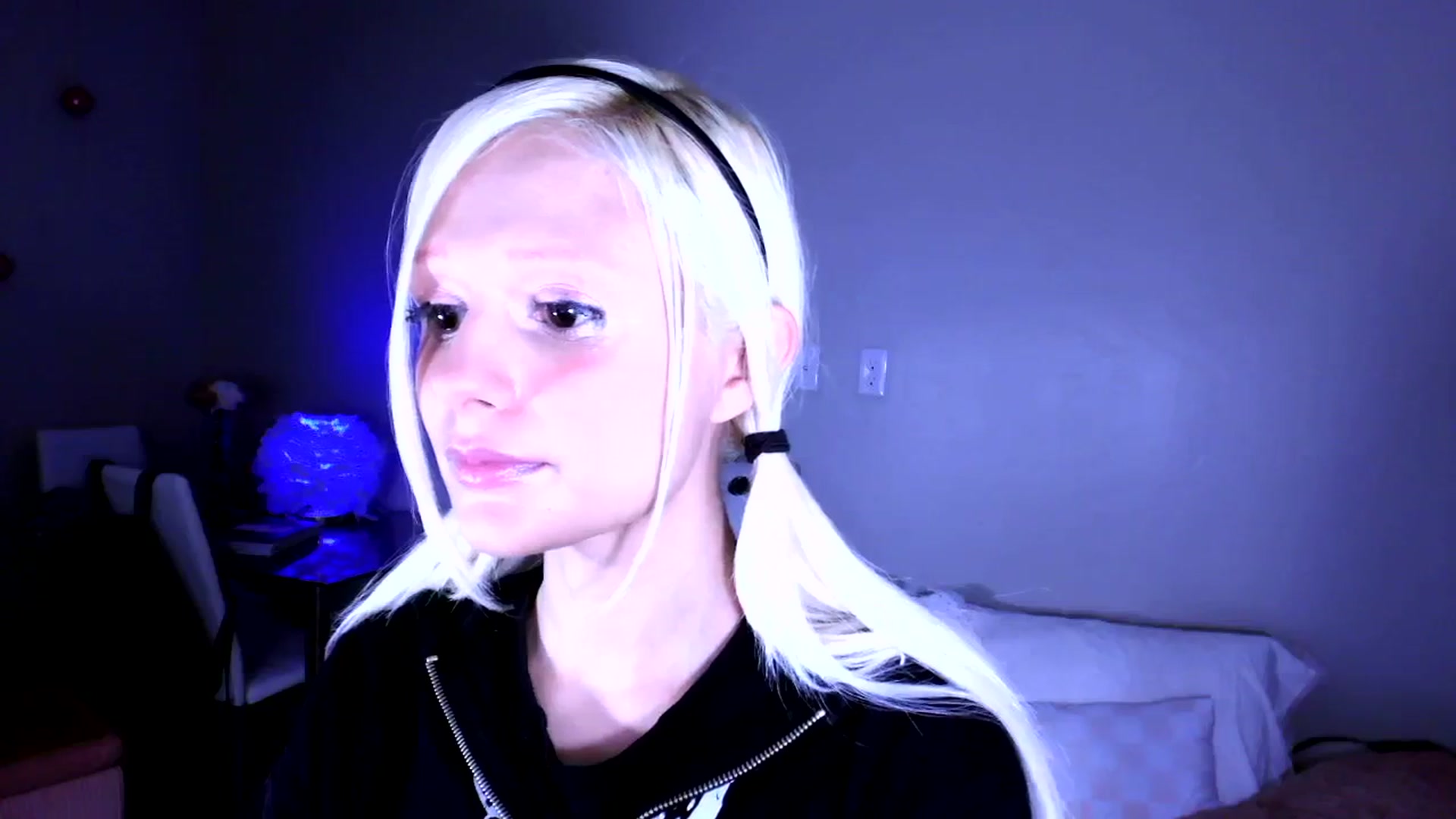 Gallery image thumbnail from Bambidoll00's myfreecams stream on, 11/14/2025, 02:11 image 10 of 20