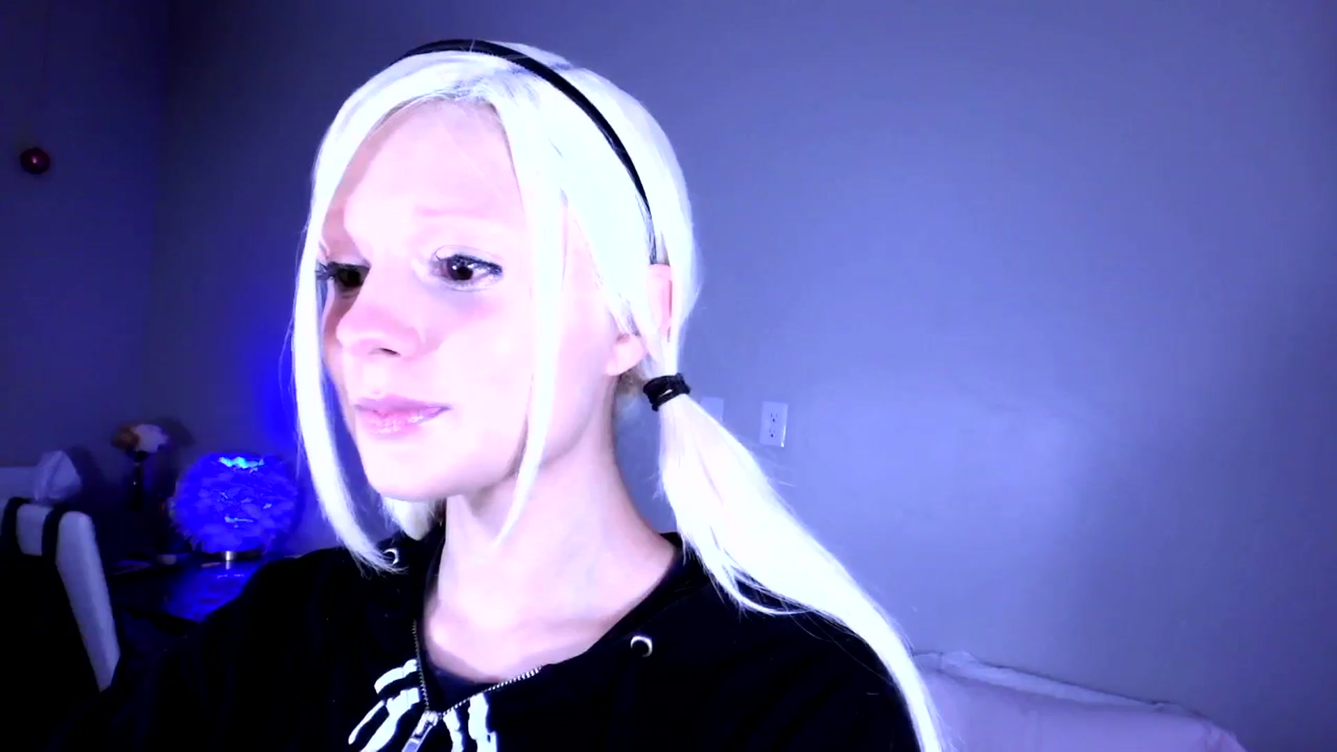 Gallery image thumbnail from Bambidoll00's myfreecams stream on, 11/19/2025, 06:39 image 9 of 20