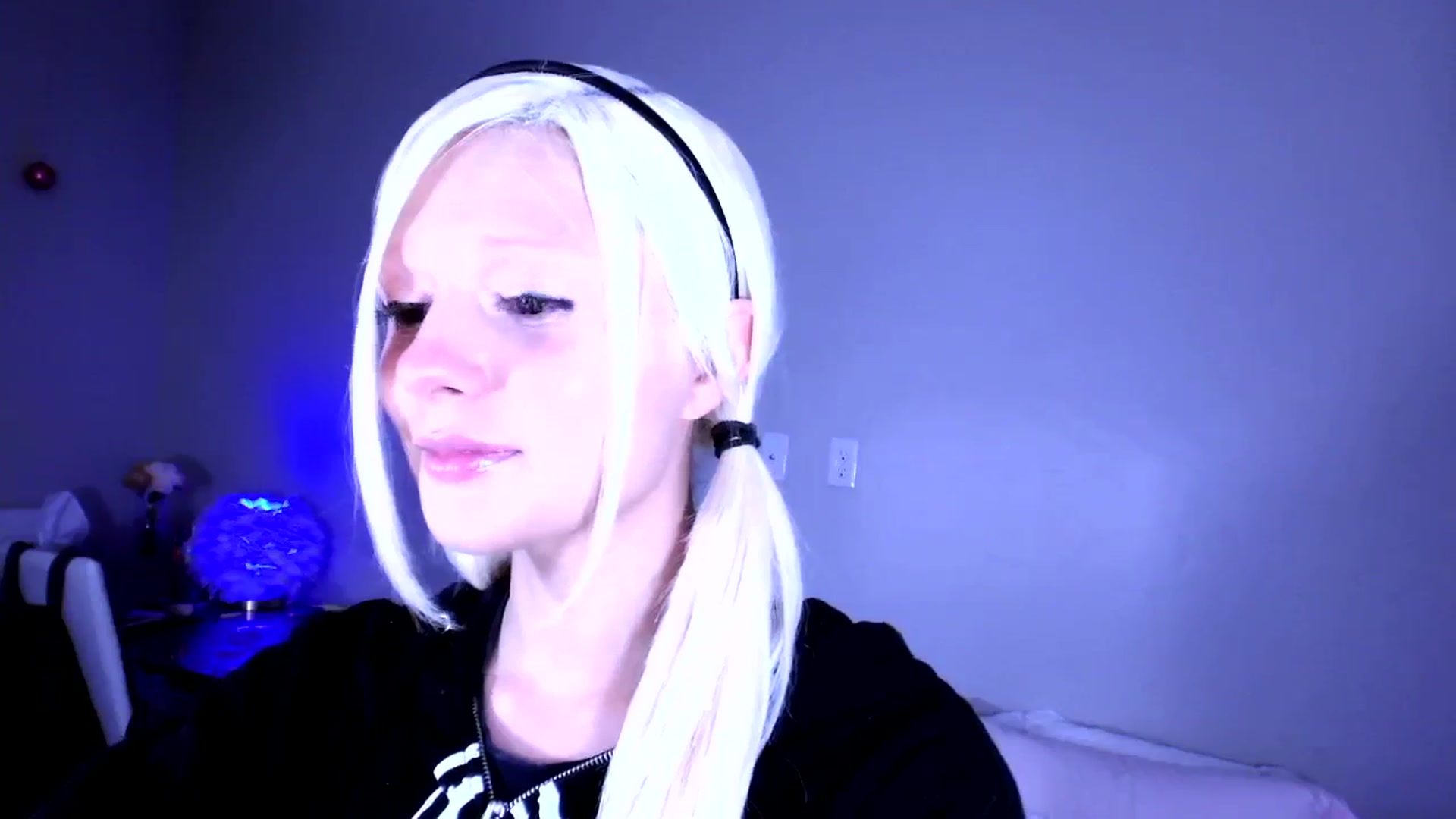 Gallery image thumbnail from Bambidoll00's myfreecams stream on, 11/19/2025, 06:39 image 5 of 20
