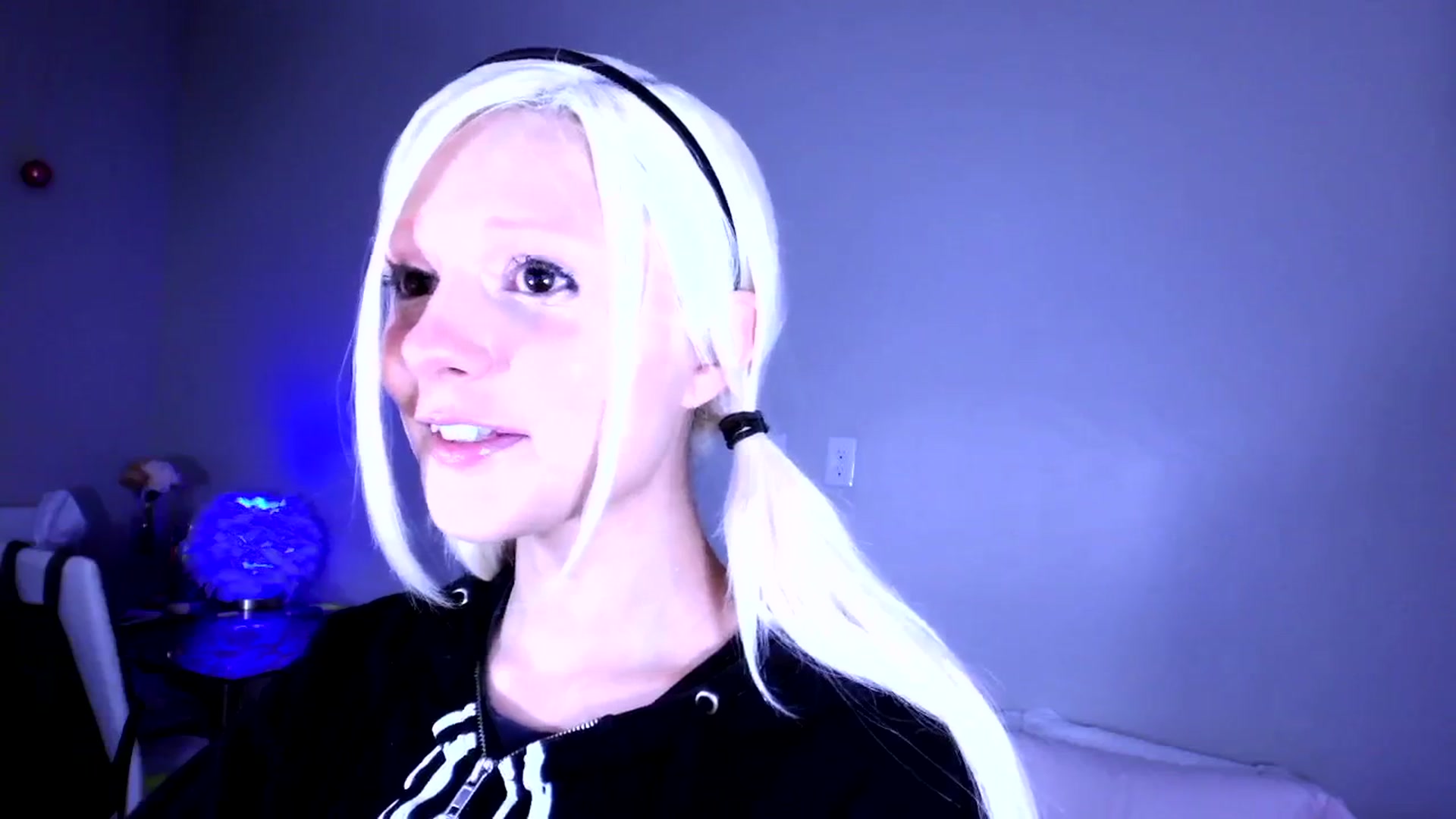 Gallery image thumbnail from Bambidoll00's myfreecams stream on, 11/19/2025, 06:39 image 12 of 20