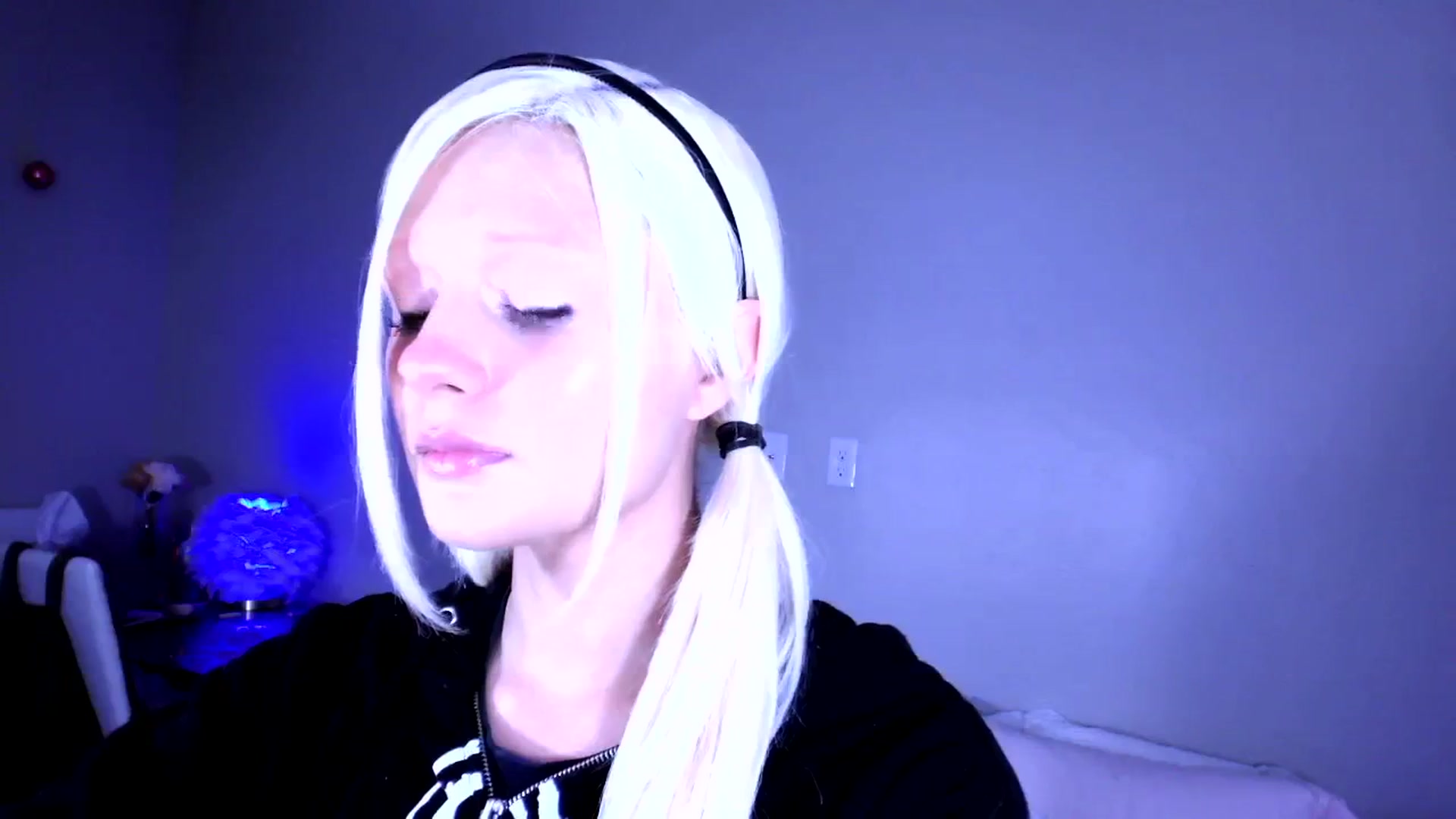 Gallery image thumbnail from Bambidoll00's myfreecams stream on, 11/19/2025, 06:39 image 6 of 20