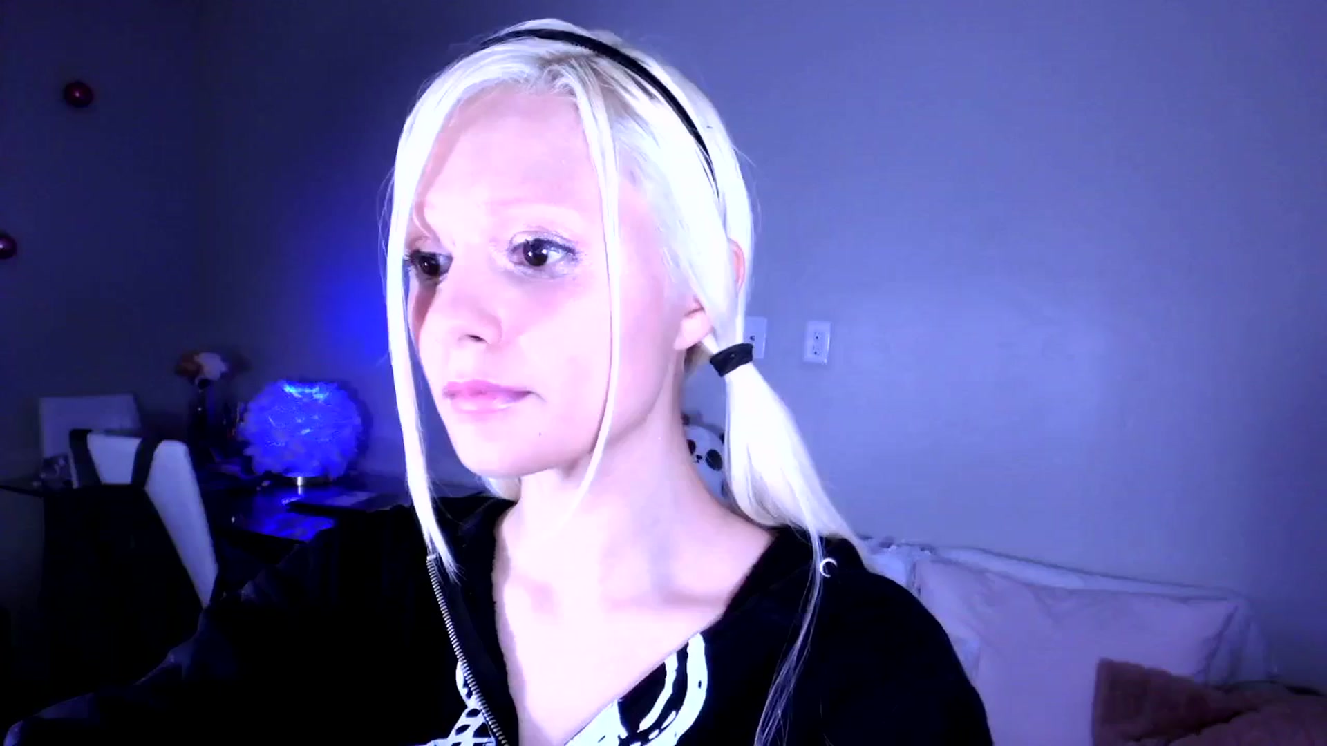 Gallery image thumbnail from Bambidoll00's myfreecams stream on, 11/26/2025, 11:04 image 1 of 20