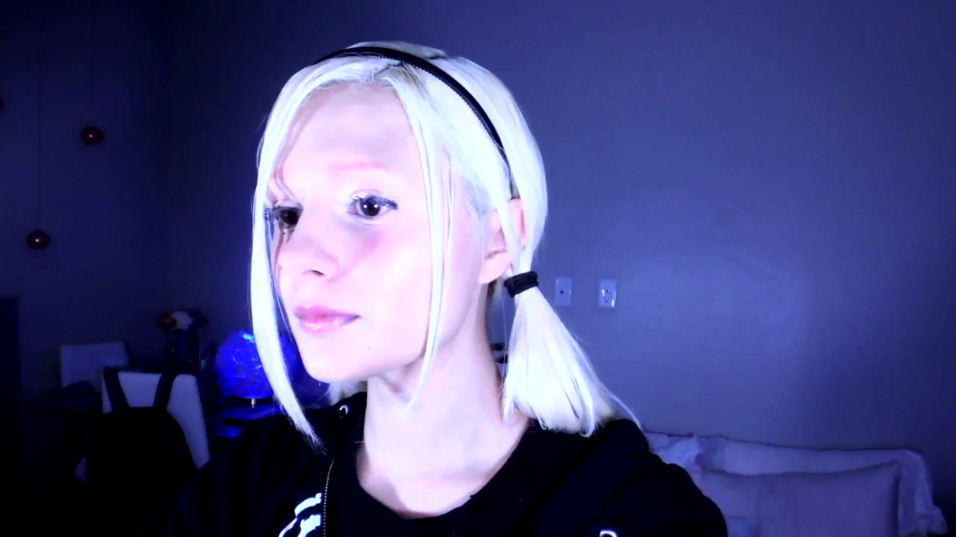 Gallery image thumbnail from Bambidoll00's myfreecams stream on, 11/30/2025, 22:37 image 1 of 20