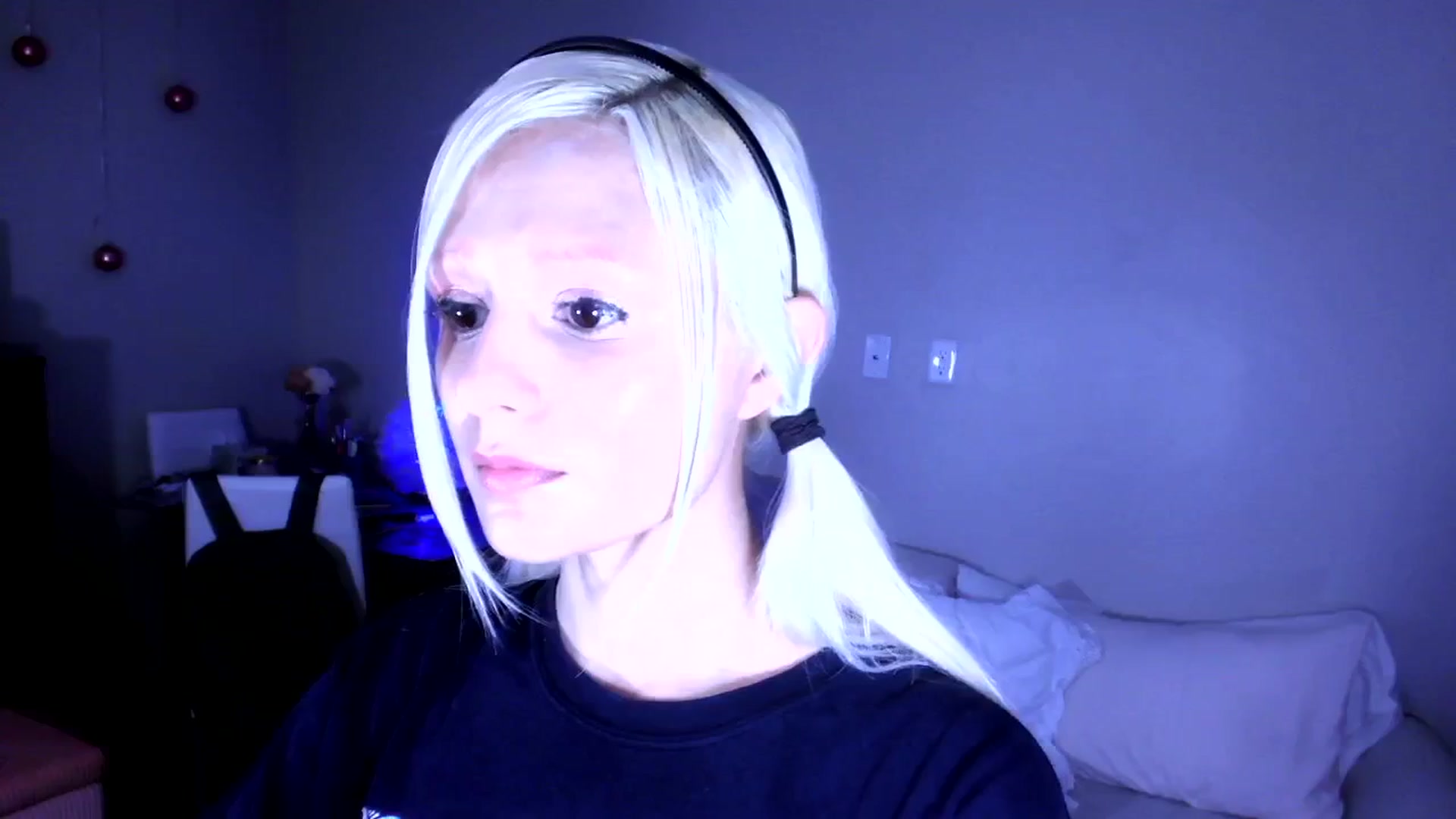Gallery image thumbnail from Bambidoll00's myfreecams stream on, 12/09/2025, 18:09 image 2 of 20