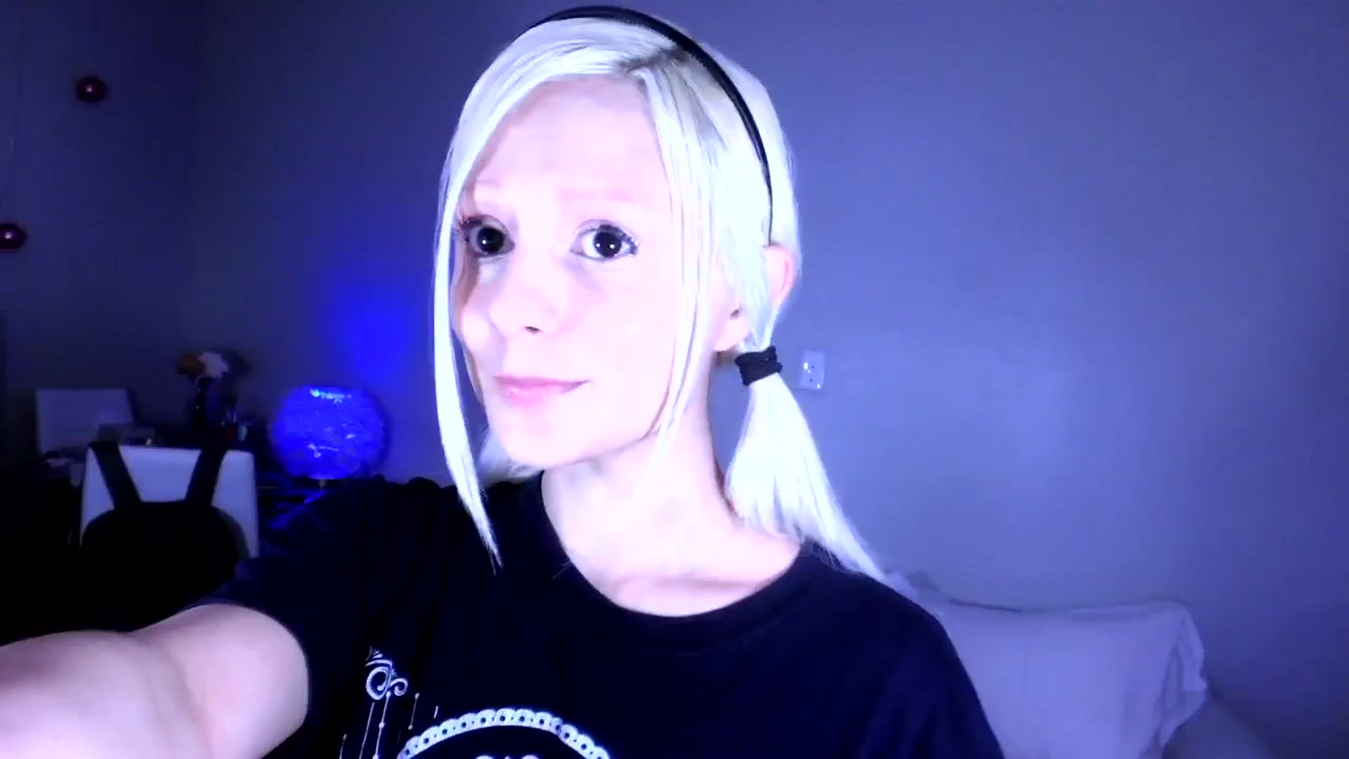 Gallery image thumbnail from Bambidoll00's myfreecams stream on, 12/09/2025, 18:09 image 8 of 20