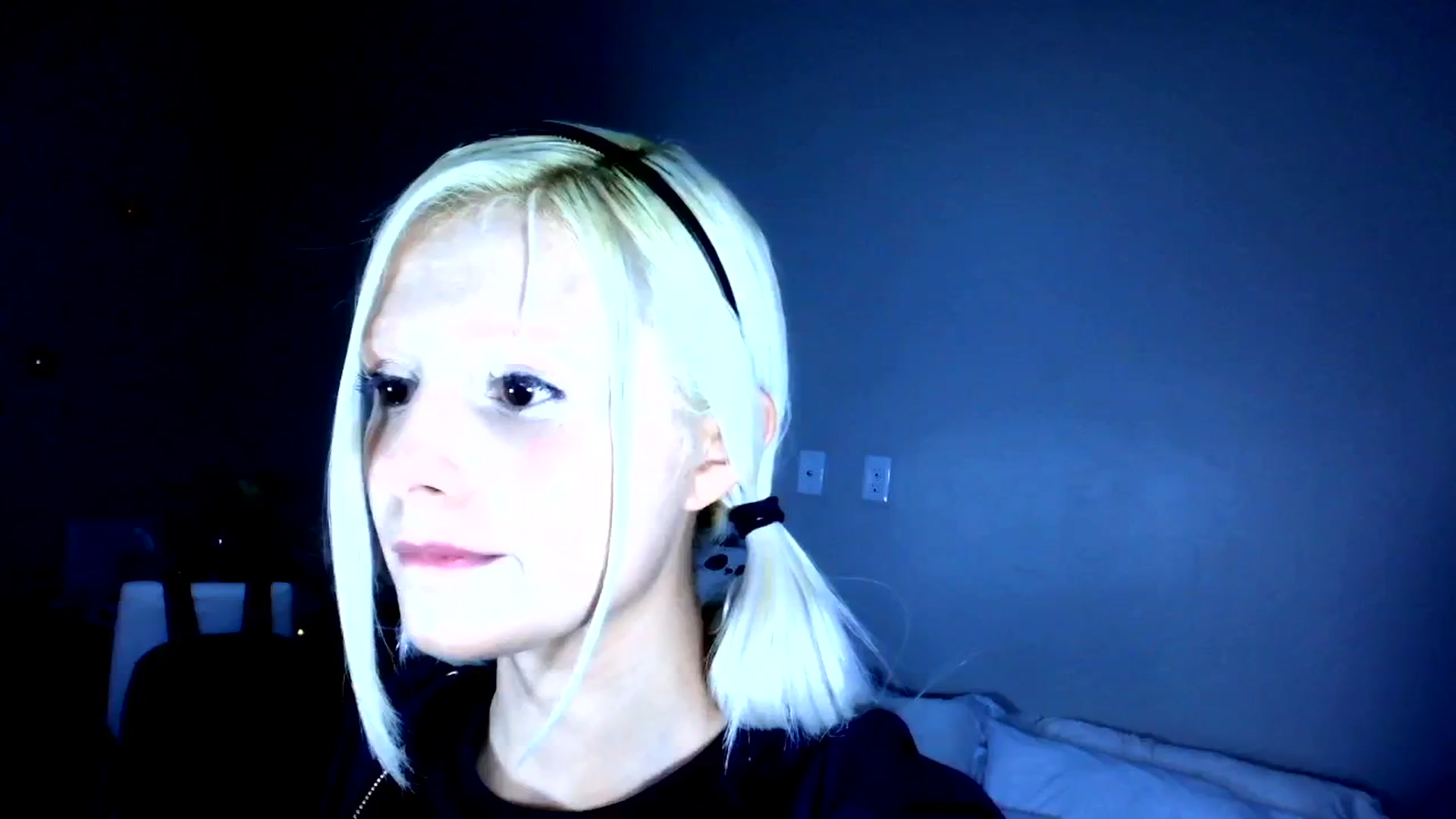 Gallery image thumbnail from Bambidoll00's myfreecams stream on, 01/04/2026, 23:13 image 6 of 20