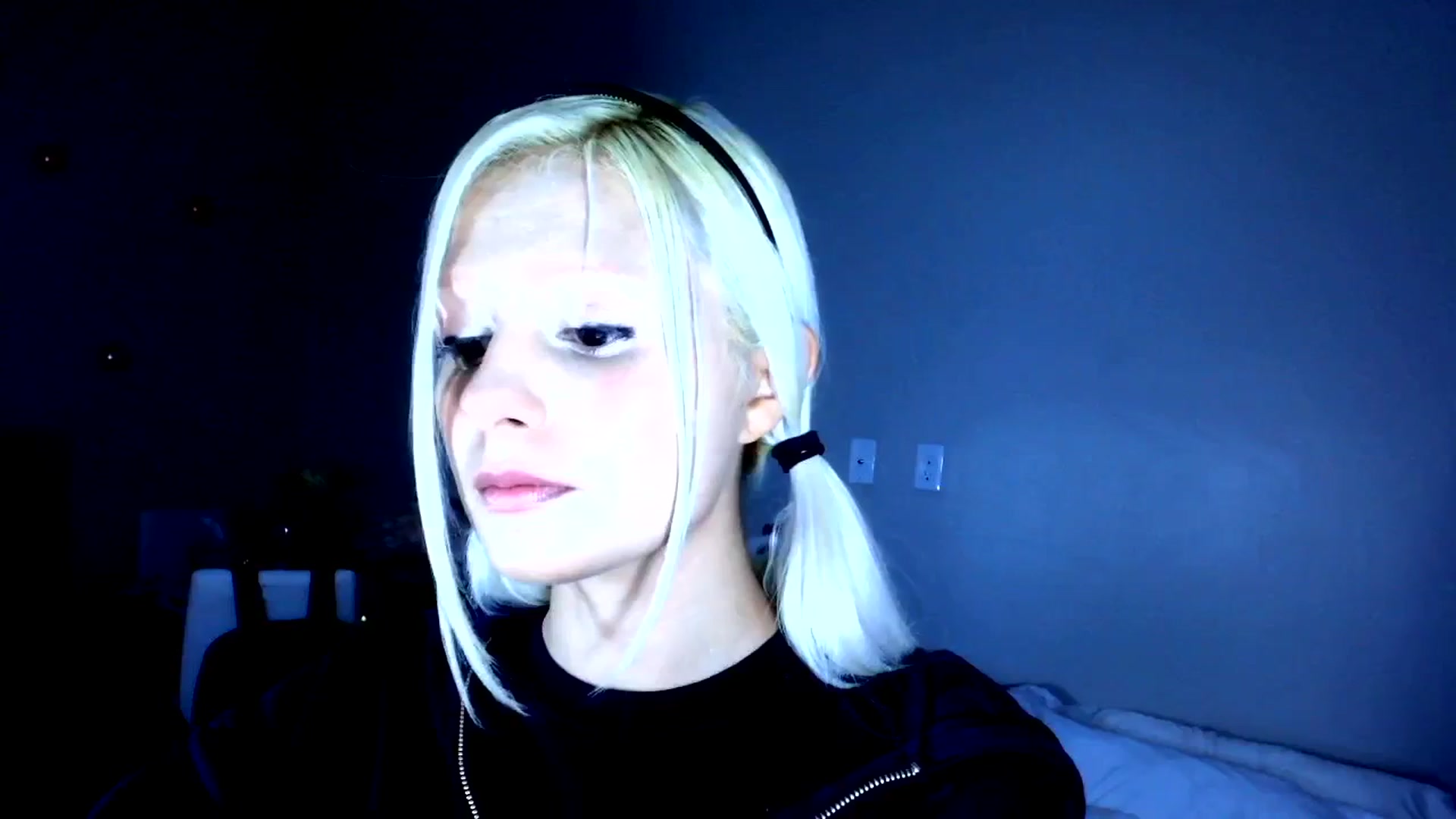 Gallery image thumbnail from Bambidoll00's myfreecams stream on, 01/04/2026, 23:13 image 2 of 20