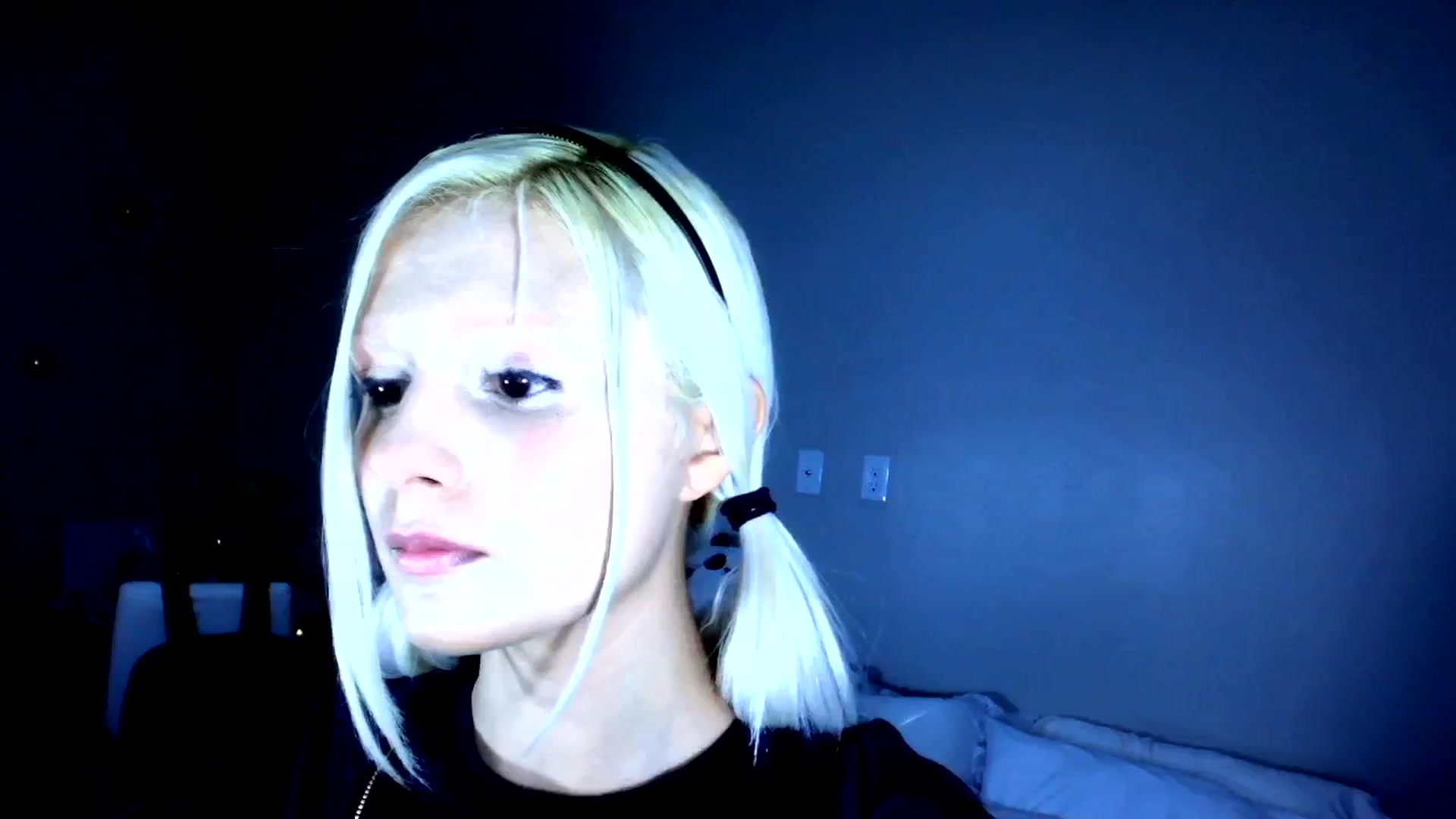 Gallery image thumbnail from Bambidoll00's myfreecams stream on, 01/04/2026, 23:13 image 7 of 20