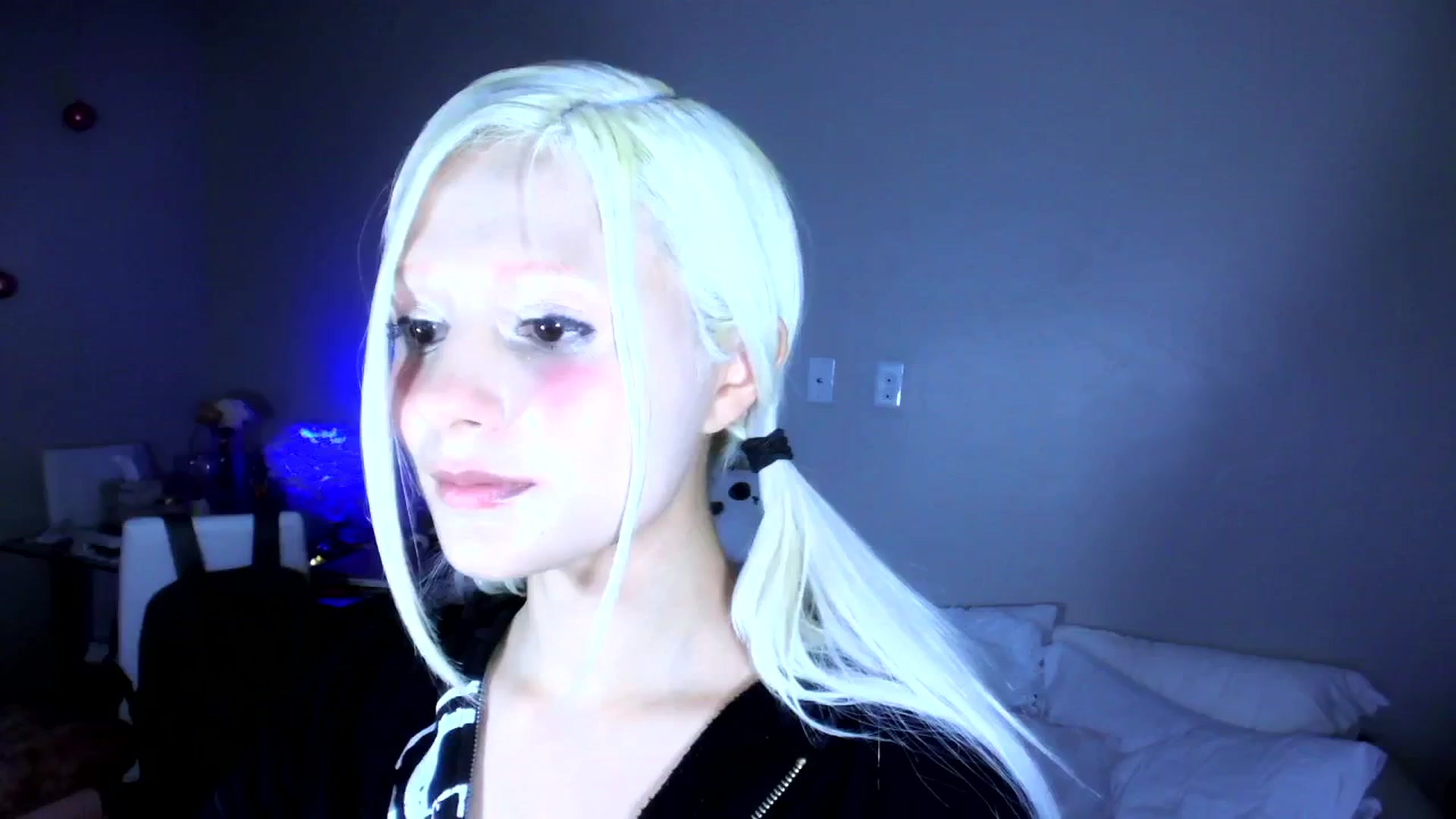 Gallery image thumbnail from Bambidoll00's myfreecams stream on, 01/07/2026, 24:16 image 6 of 20