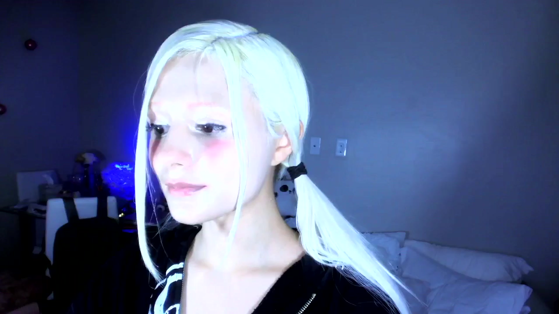 Gallery image thumbnail from Bambidoll00's myfreecams stream on, 01/07/2026, 24:16 image 1 of 20