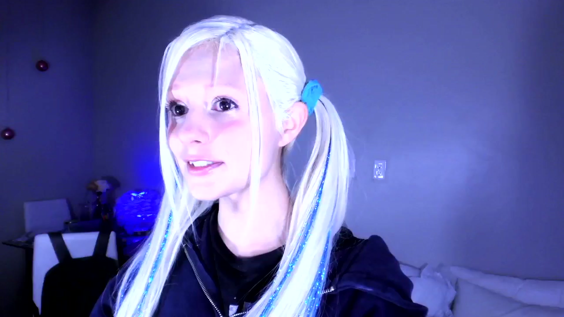 Gallery image thumbnail from Bambidoll00's myfreecams stream on, 01/25/2026, 21:42 image 12 of 20